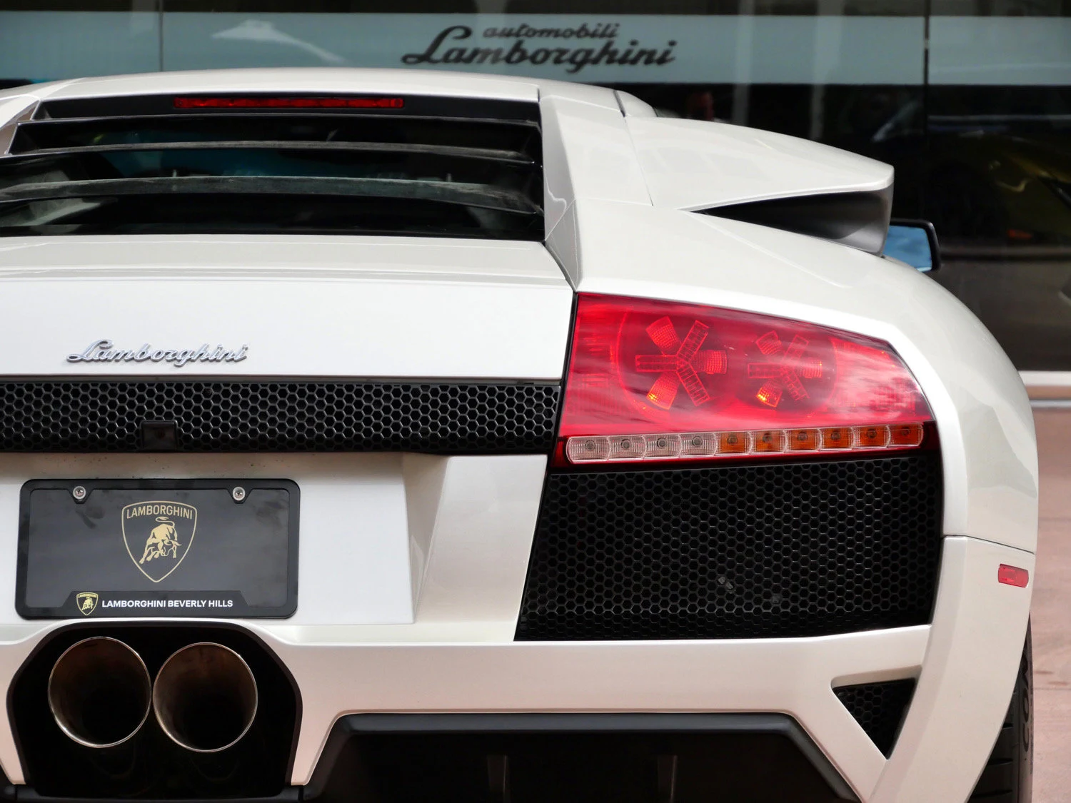 2009 Lamborghini Murciélago LP640 for sale, exterior, White