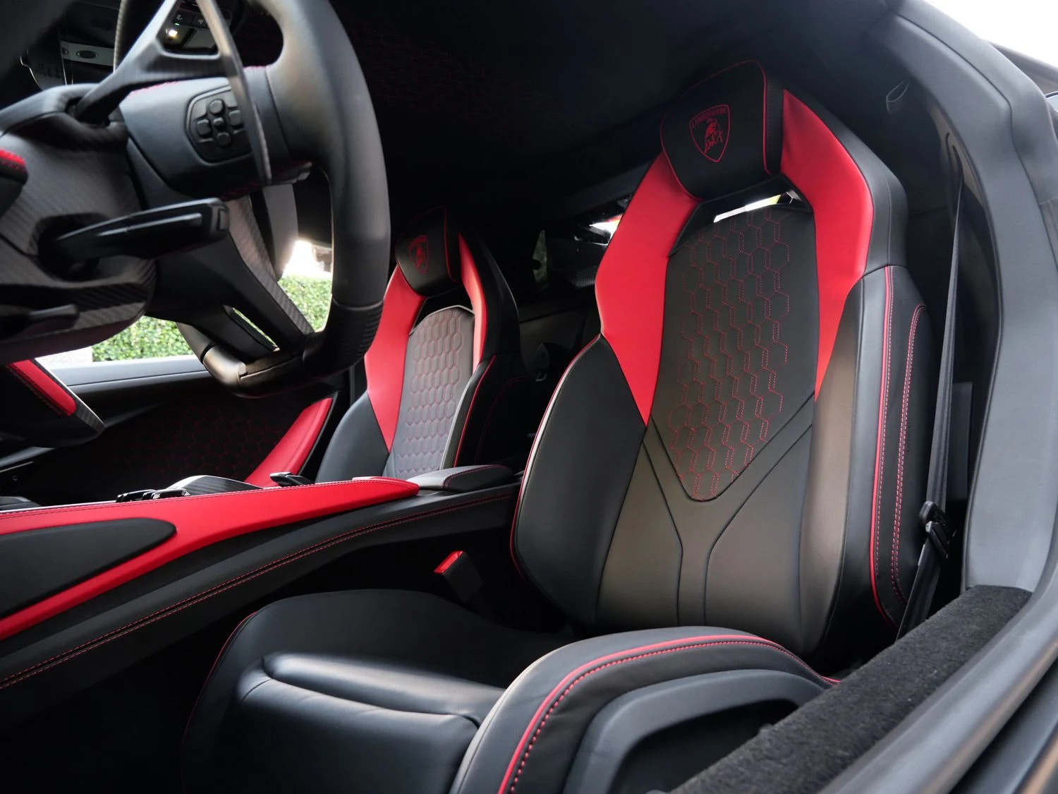 2024 Lamborghini Revuelto interior, seats, Nero Ade