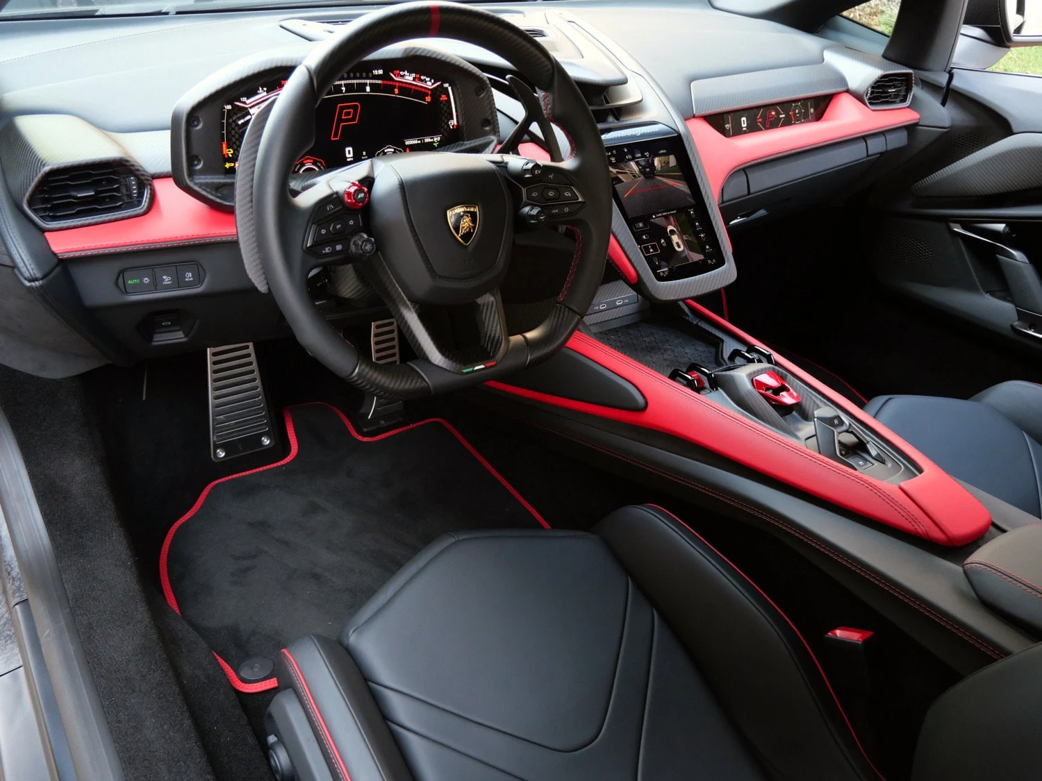 2024 Lamborghini Revuelto interior, Nero Ade