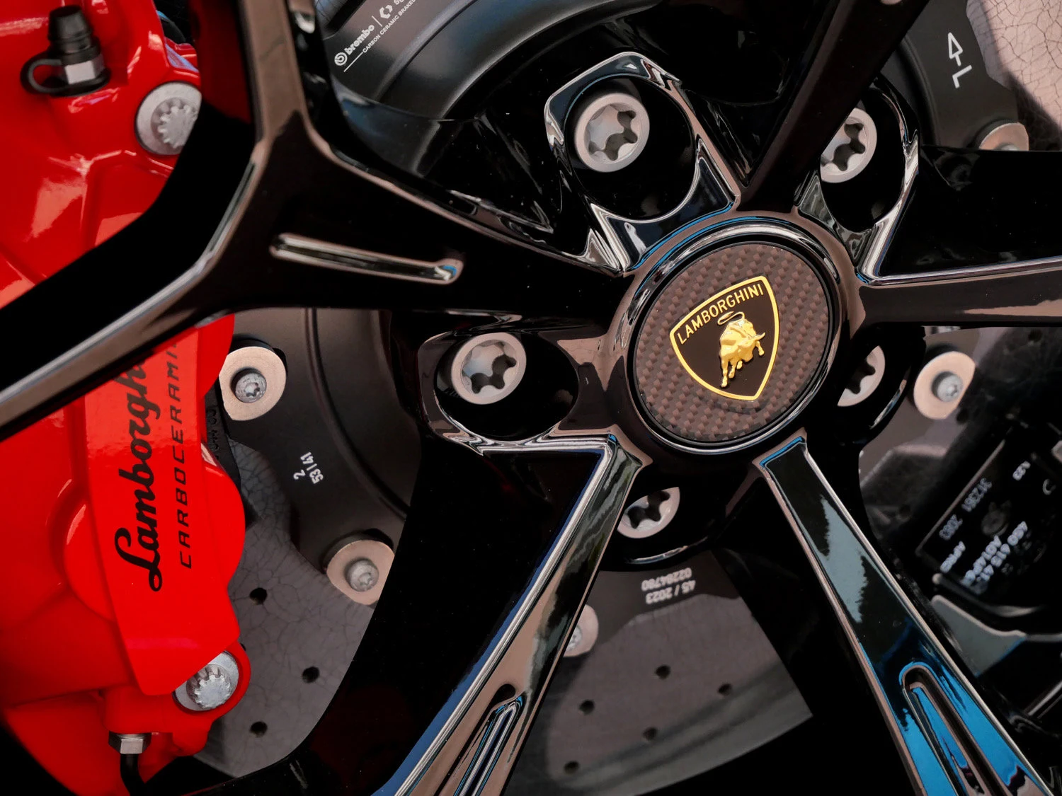 2024 Lamborghini Revuelto interior, Nero Ade