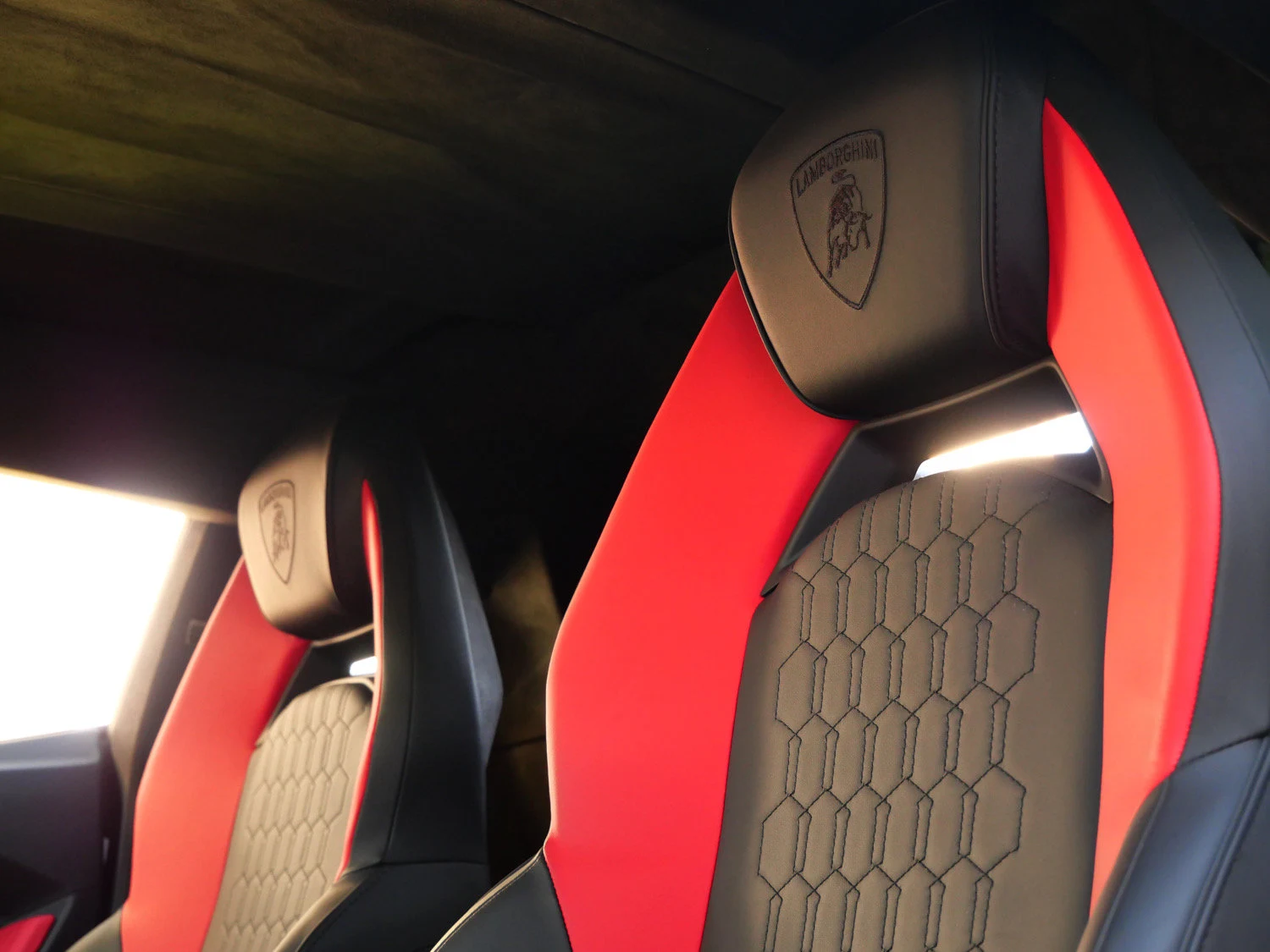 2024 Lamborghini Revuelto interior, seats, Nero Ade