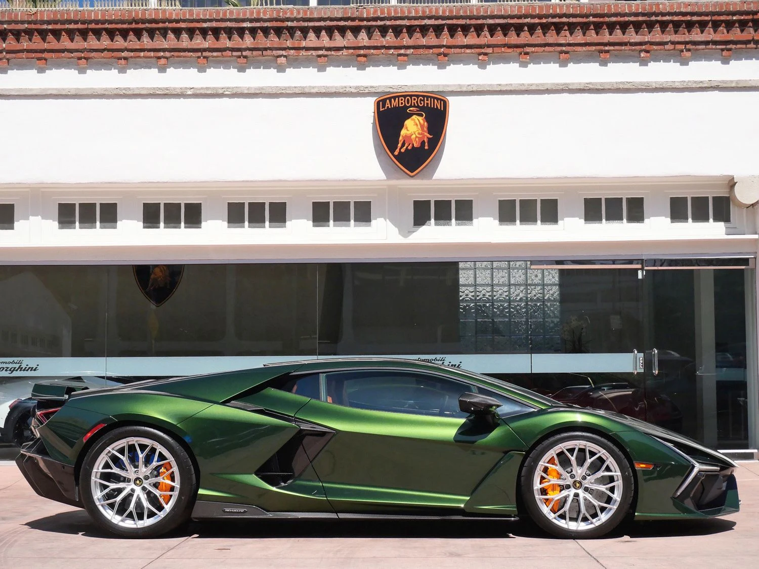 2025 Lamborghini Revuelto for sale, photo 2 of 30