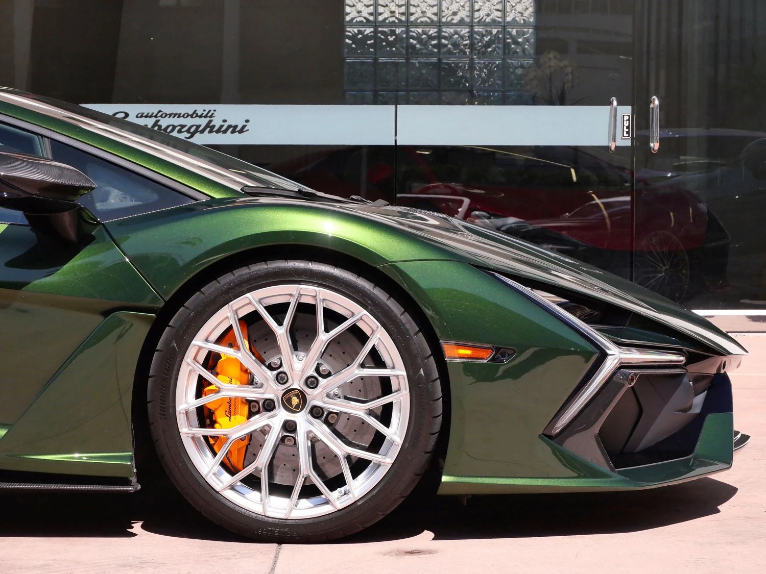 2025 Lamborghini Revuelto for sale, exterior, Green