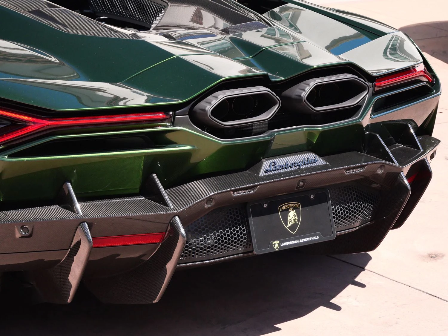 2025 Lamborghini Revuelto for sale, exterior, Green