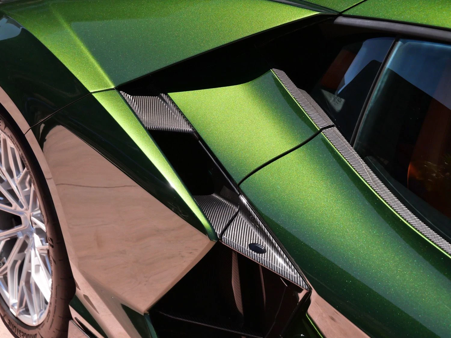 2025 Lamborghini Revuelto for sale, photo 22 of 30