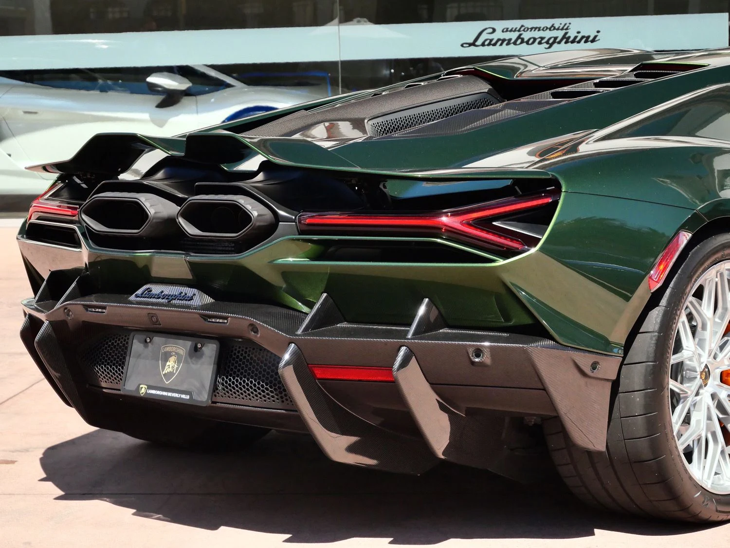 2025 Lamborghini Revuelto for sale, exterior, Green