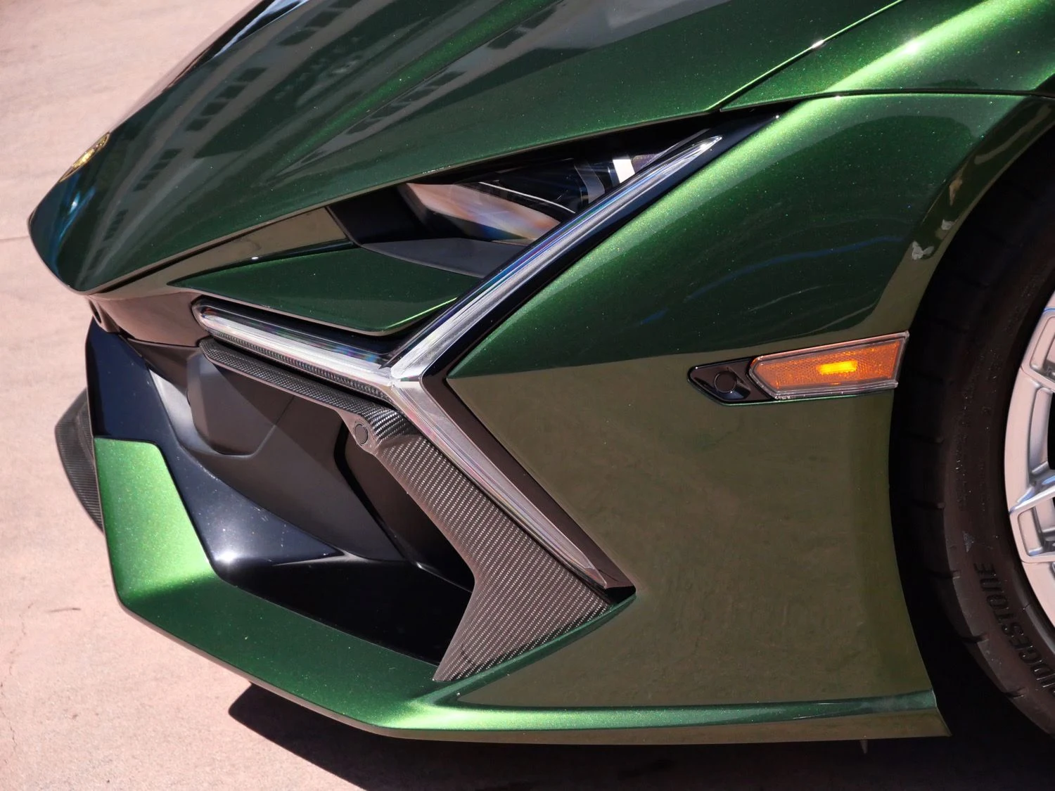 2025 Lamborghini Revuelto for sale, exterior, Green