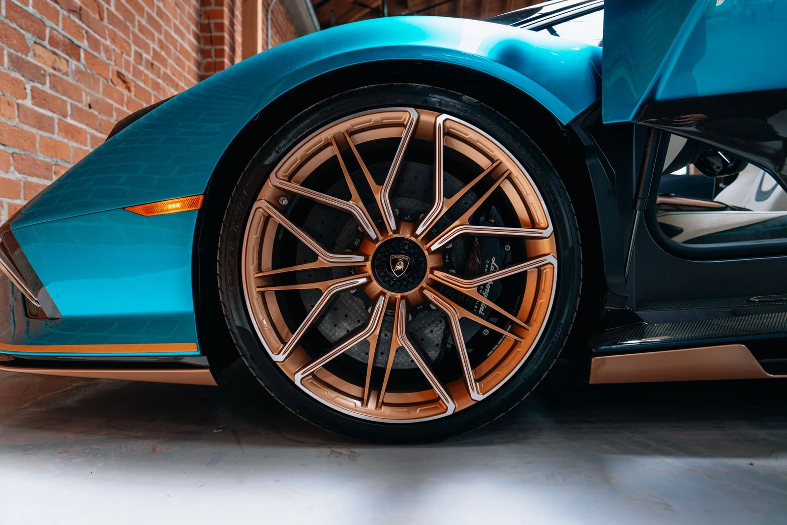 2021 Lamborghini Sián Roadster wheel