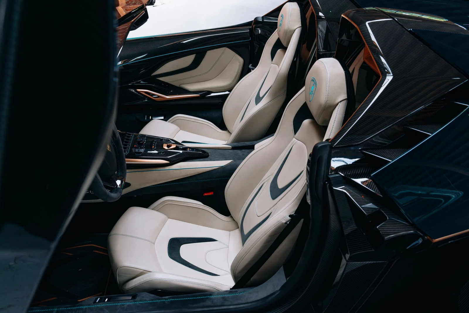 2021 Lamborghini Sián Roadster interior, seats, Nero Cosmus