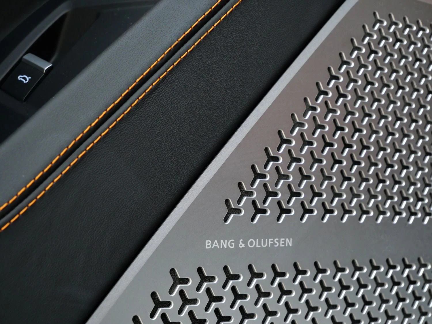 2023 Lamborghini Urus S, detail