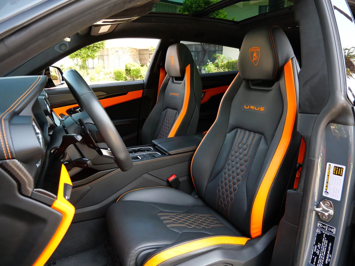 2023 Lamborghini Urus S interior, seats, Nero Ade