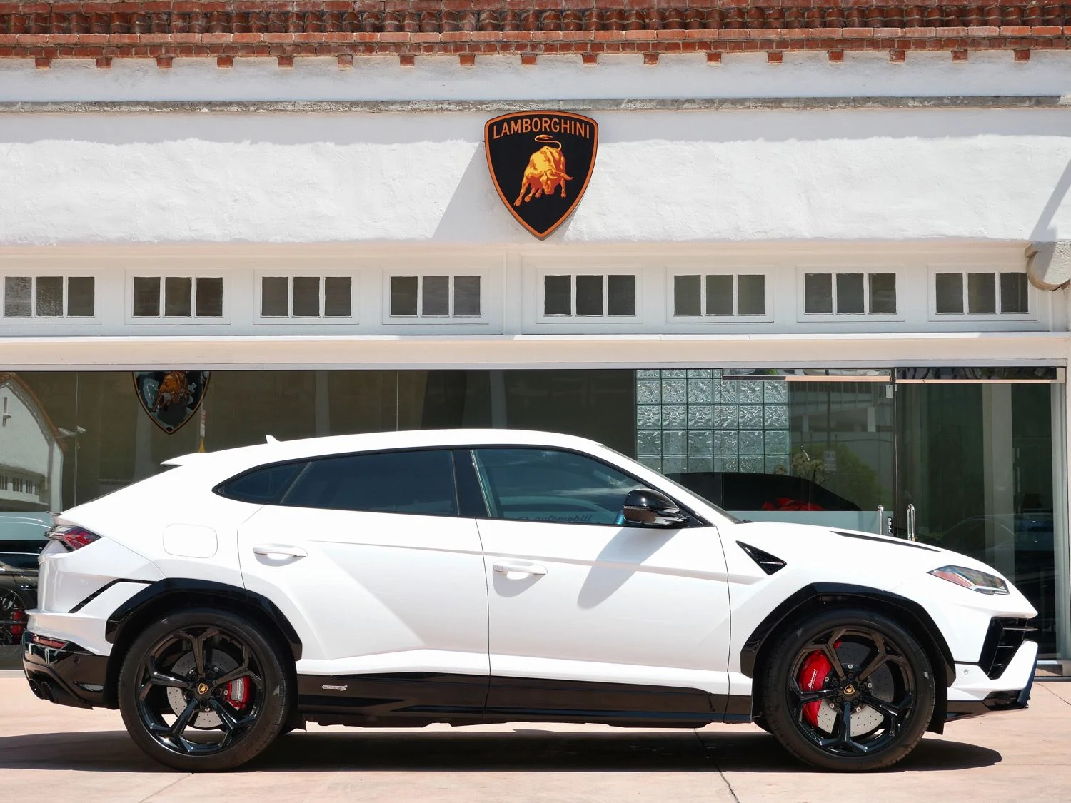 2023 Lamborghini Urus S for sale, photo 2 of 28