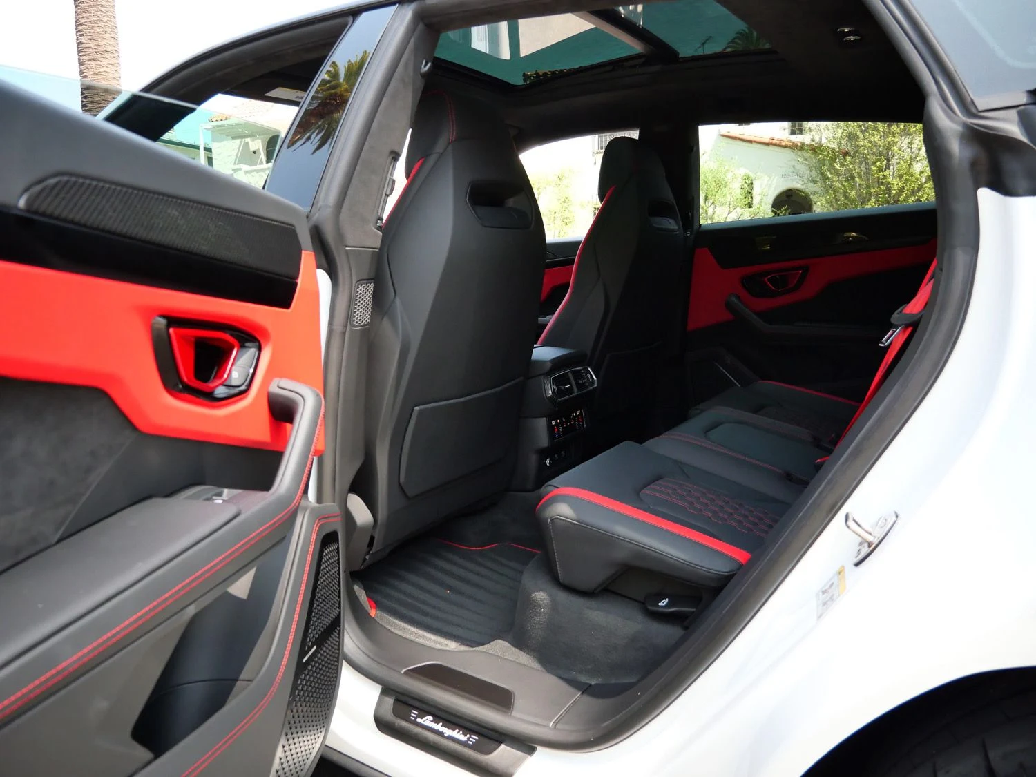 2023 Lamborghini Urus S interior, seats, Nero Ade