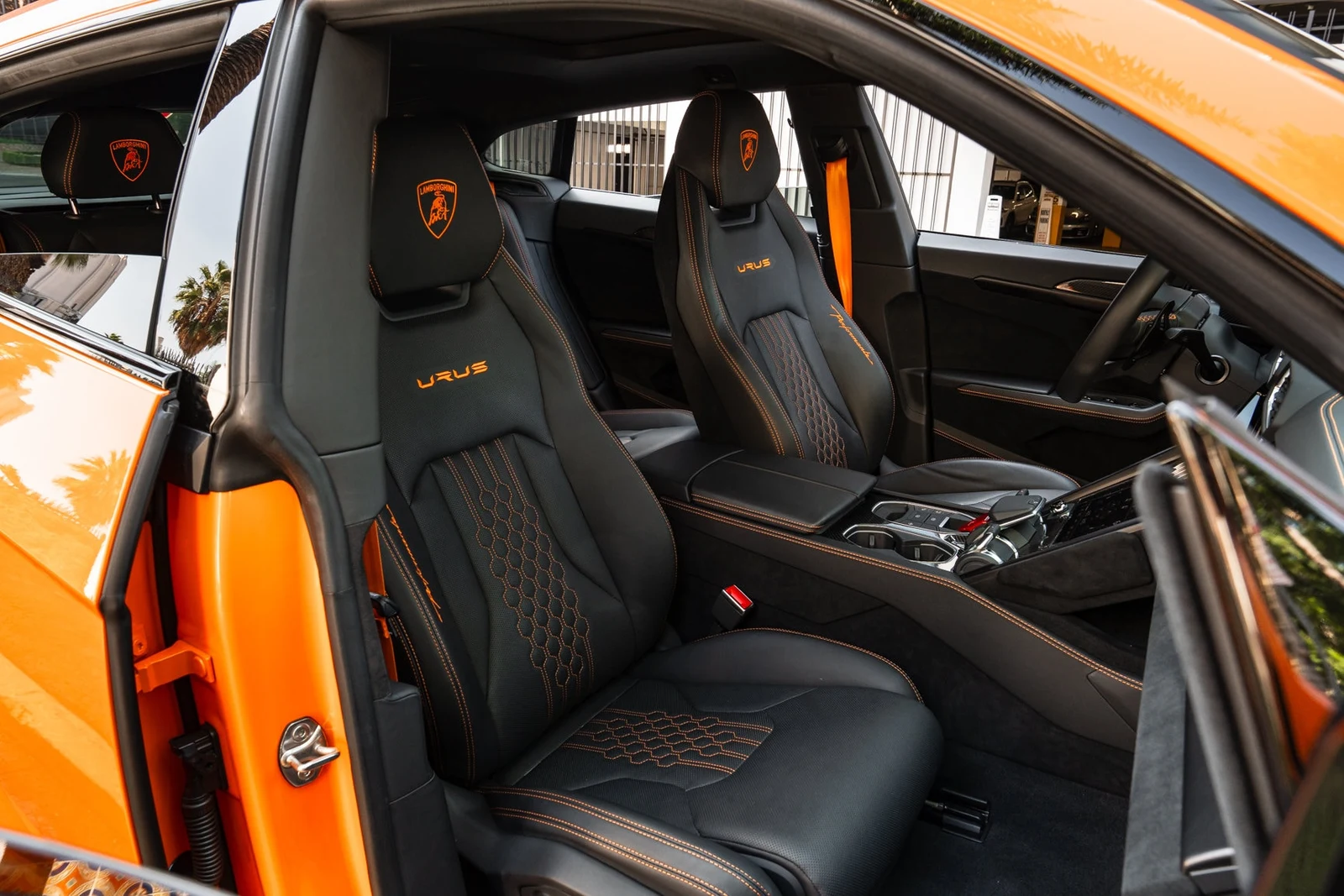 2024 Lamborghini Urus Performante interior, seats, Nero Cosmus/Arancio Leonis