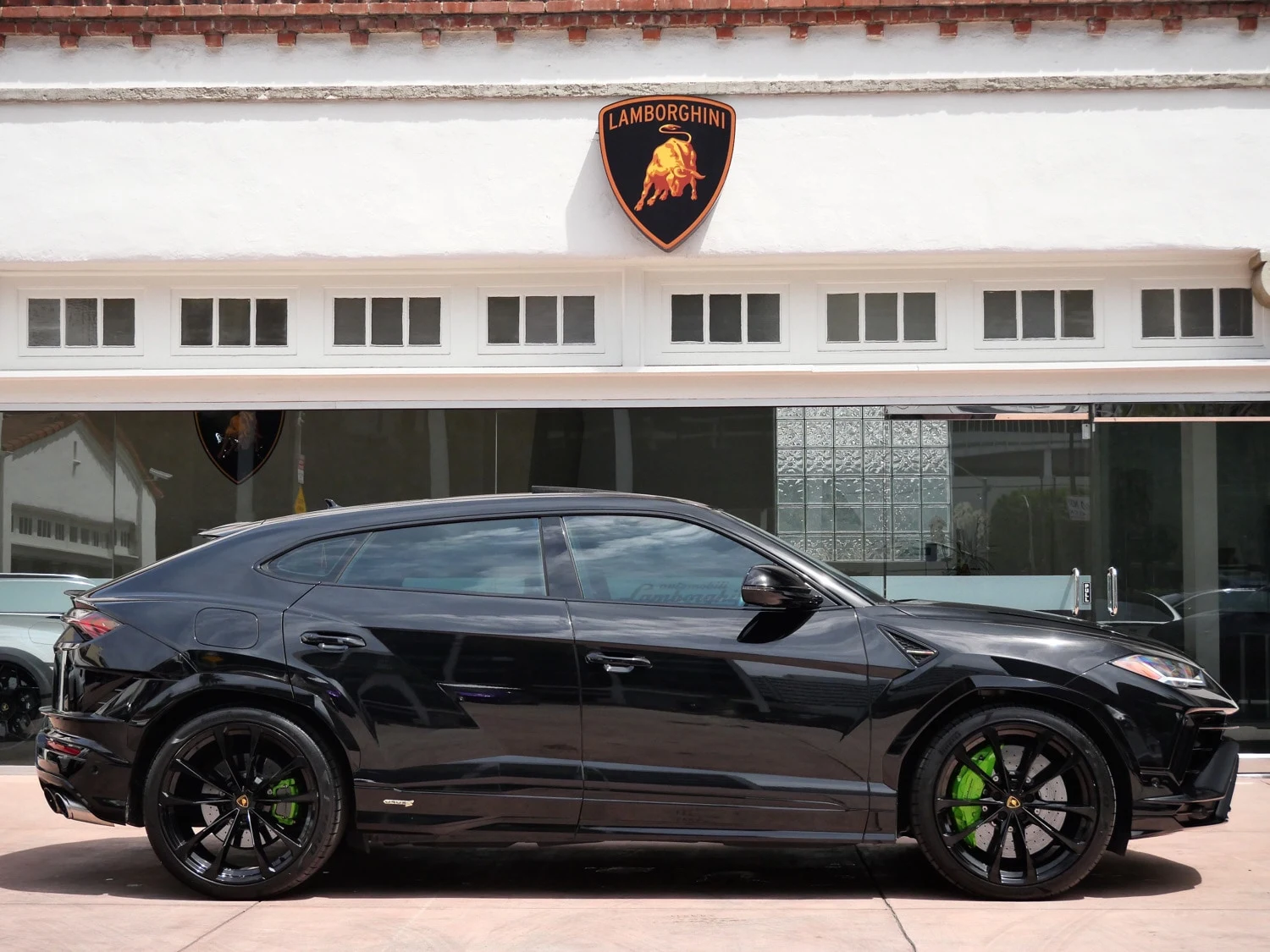 2024 Lamborghini Urus S for sale, photo 2 of 27