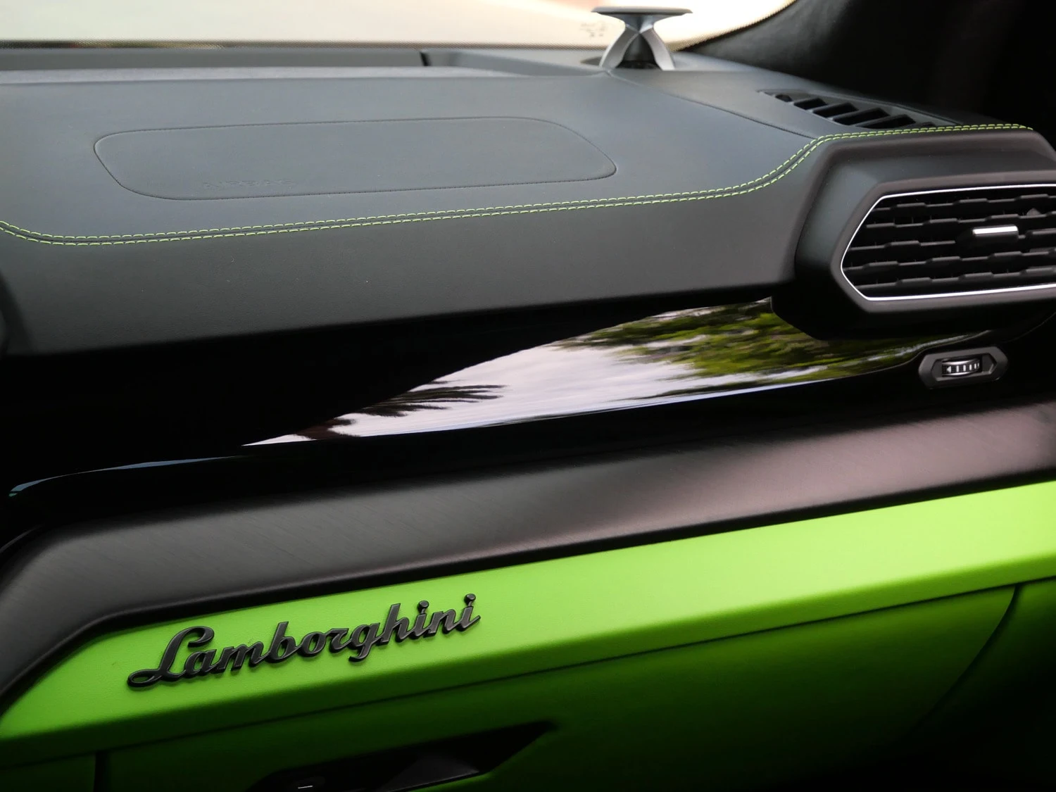 2024 Lamborghini Urus S for sale, photo 23 of 27