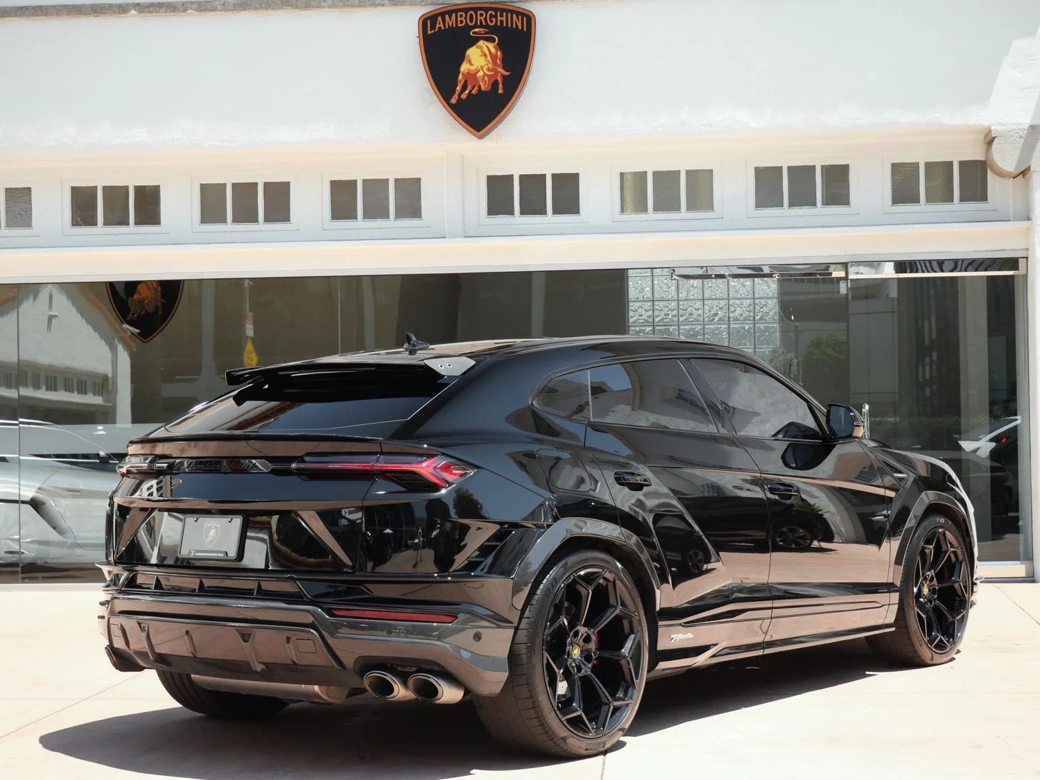 2024 Lamborghini Urus Performante for sale, exterior, Black