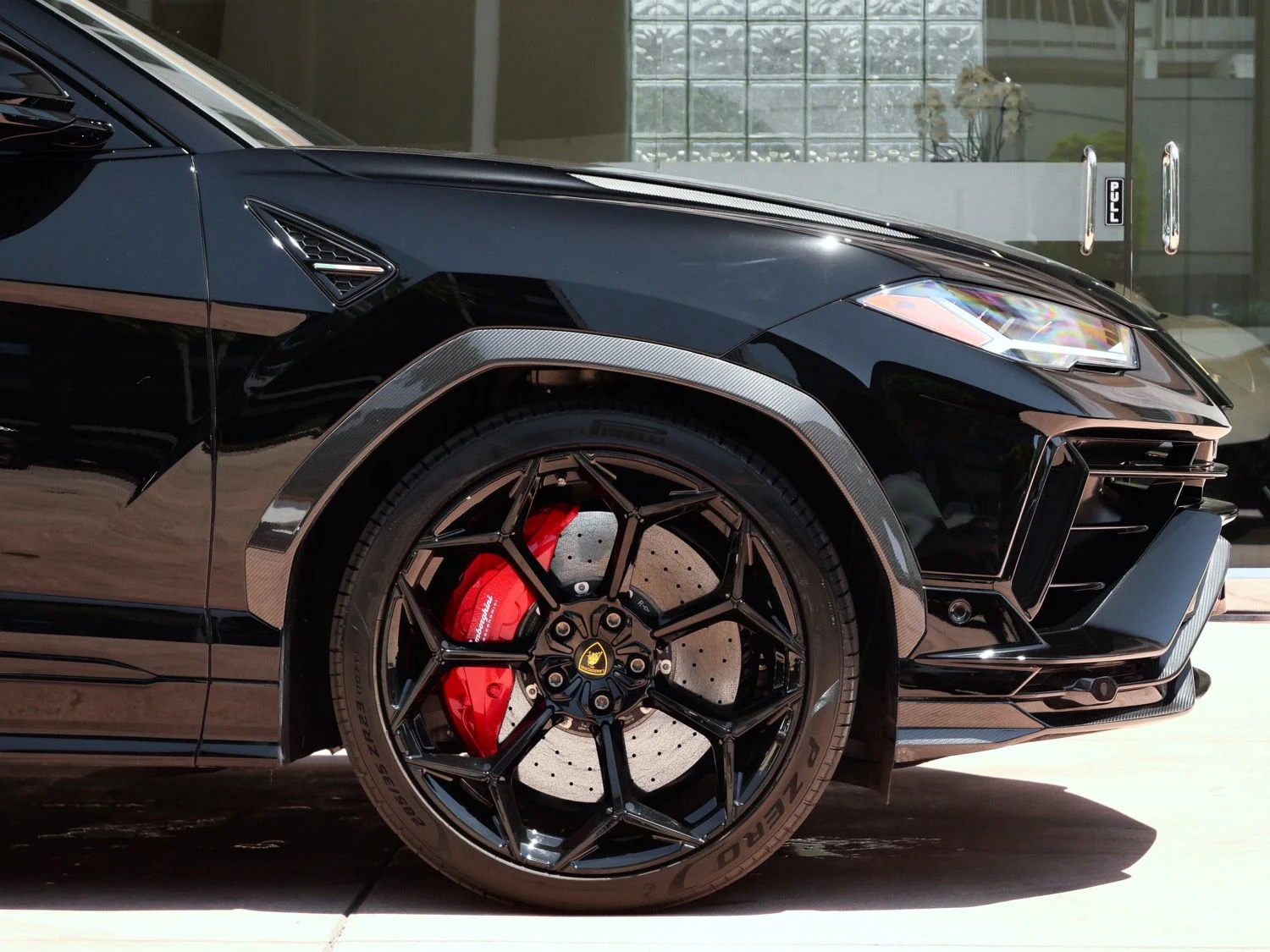 2024 Lamborghini Urus Performante wheel