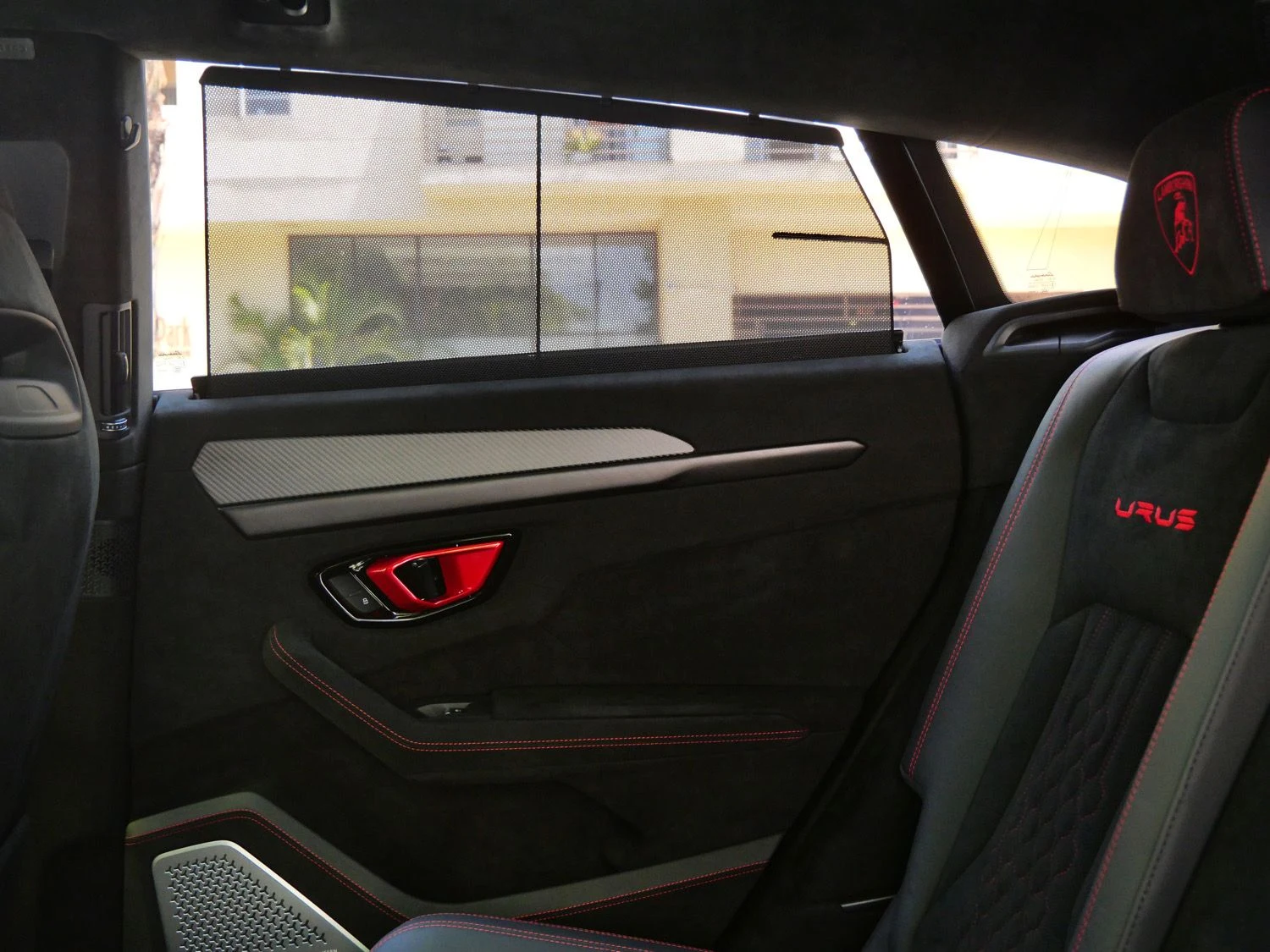 2024 Lamborghini Urus Performante interior, door panel, Nero Ade/Rosso Alala