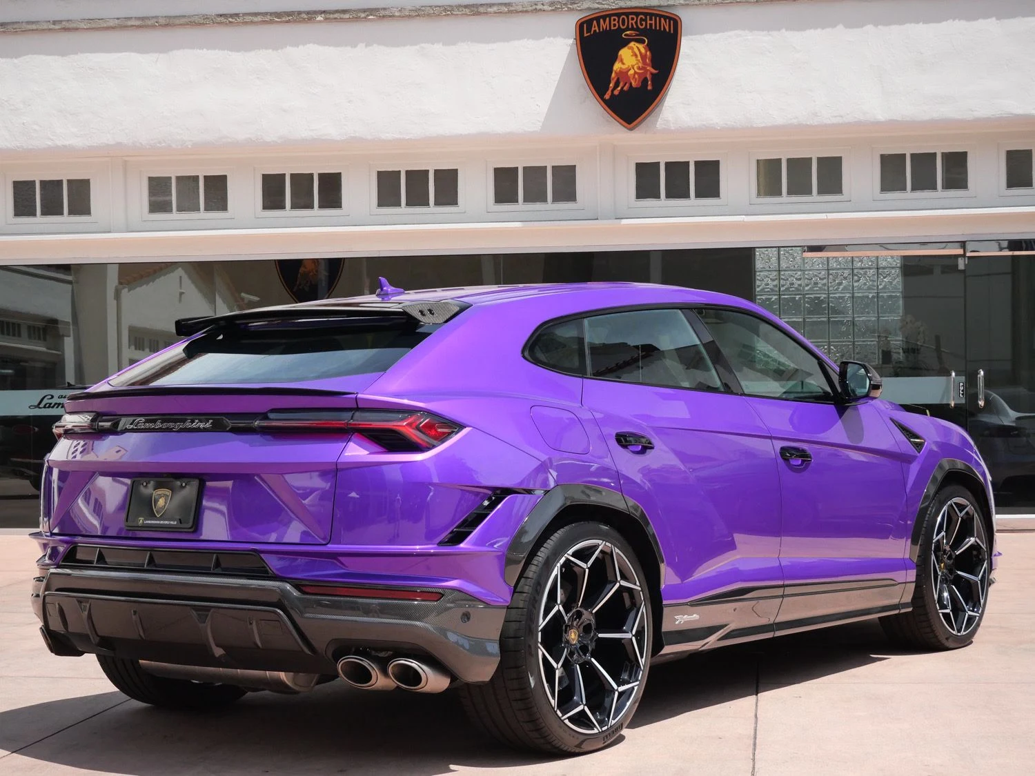 2024 Lamborghini Urus Performante, rear three-quarter view, Purple