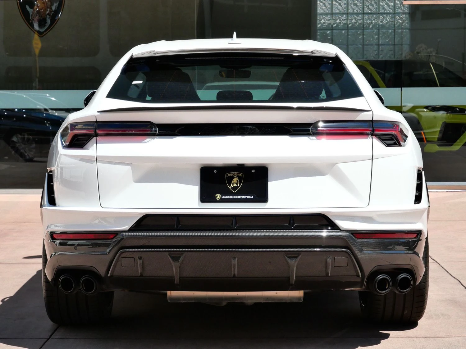 2024 Lamborghini Urus Performante, rear three-quarter view, White