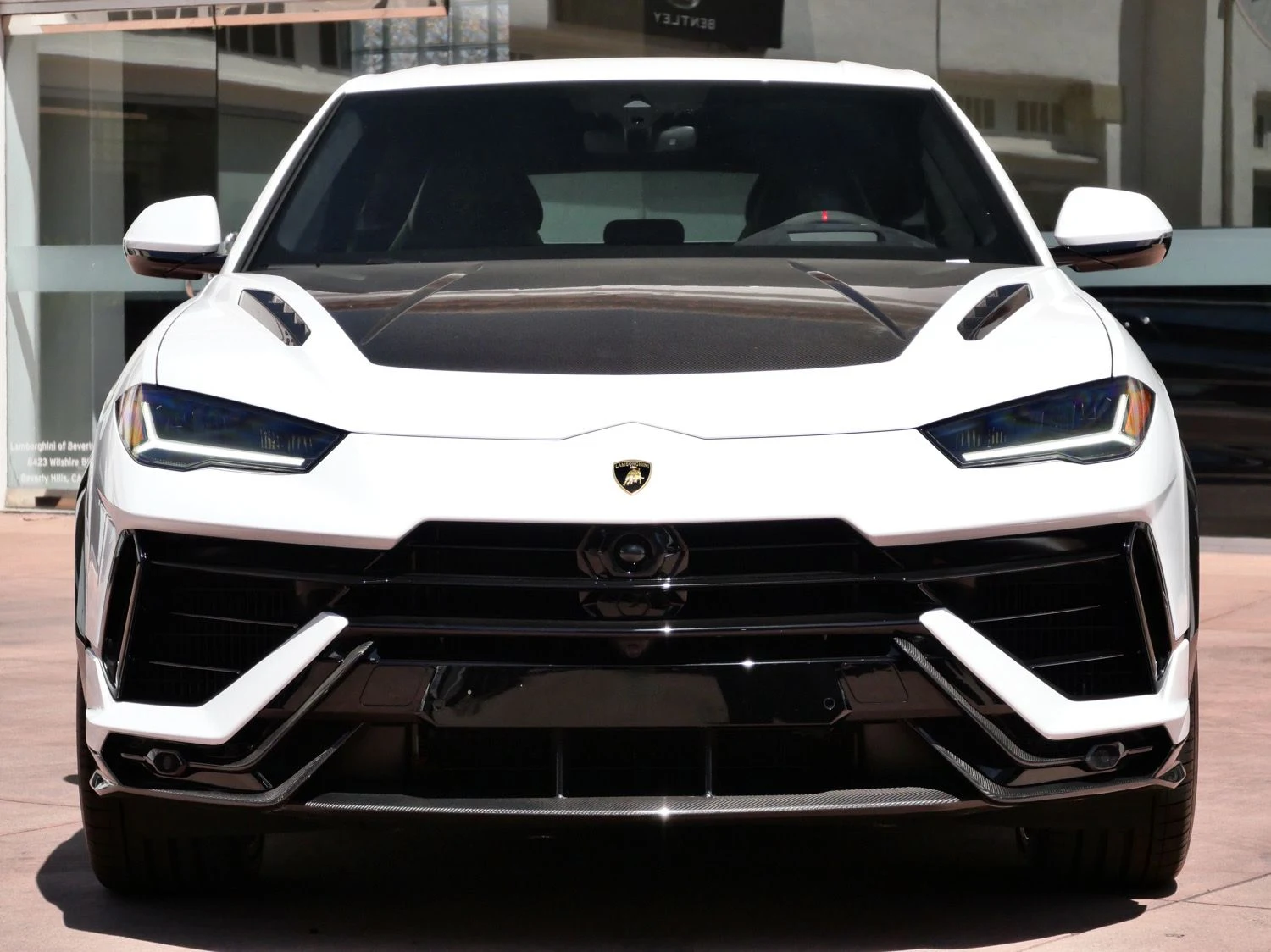 2024 Lamborghini Urus Performante for sale, exterior, White