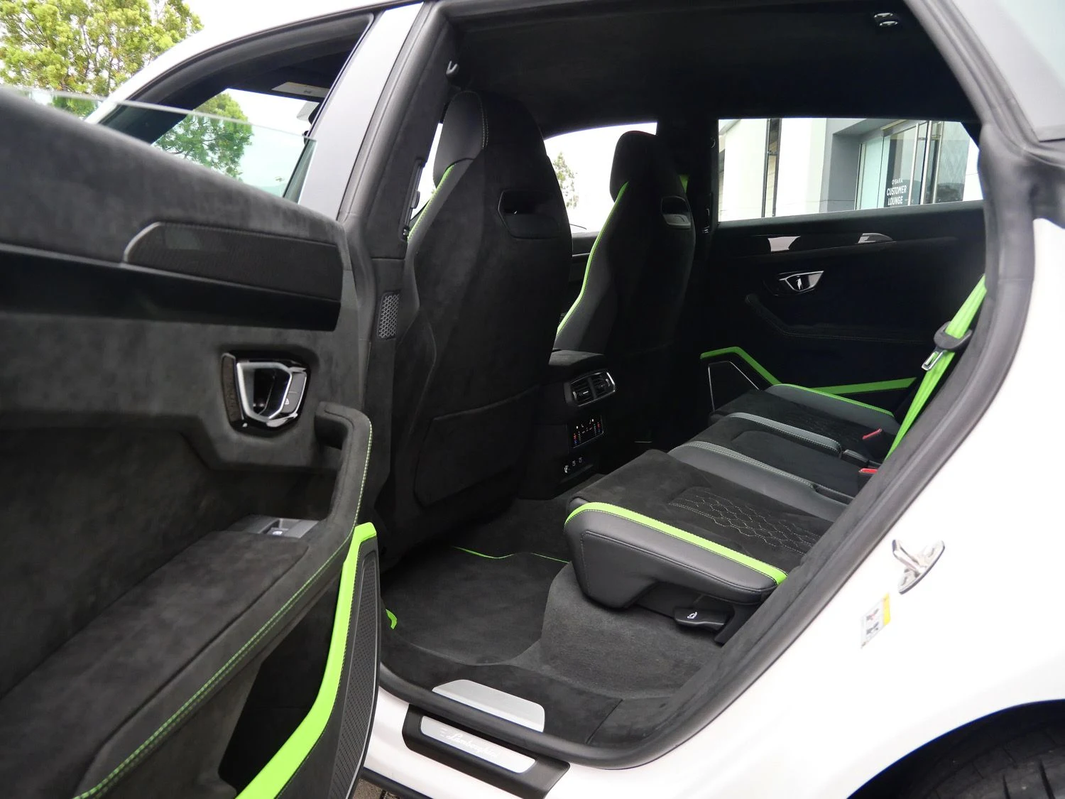 2024 Lamborghini Urus Performante interior, seats, Nero Cosmus/Verde Faurus
