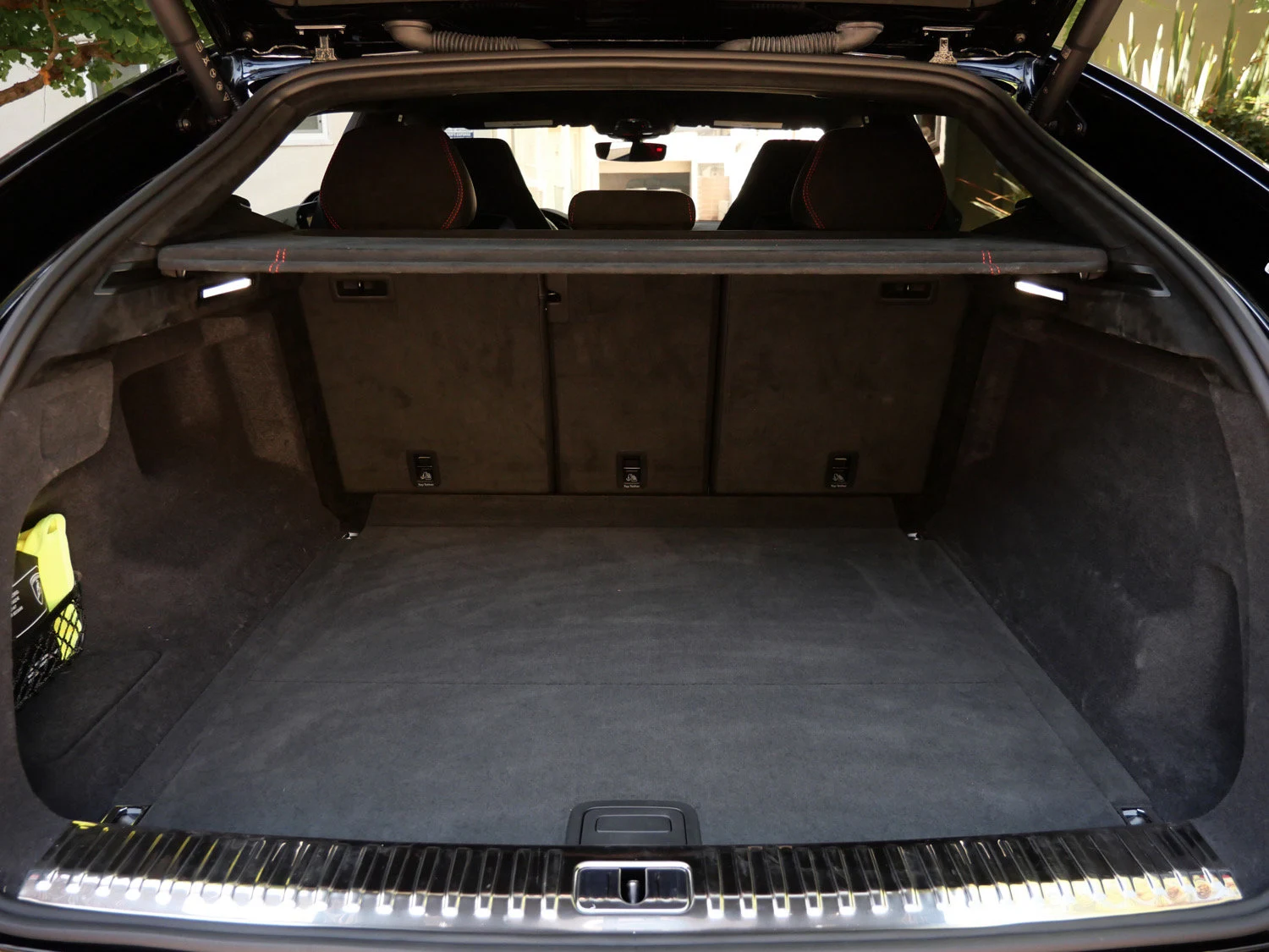 2024 Lamborghini Urus Performante trunk