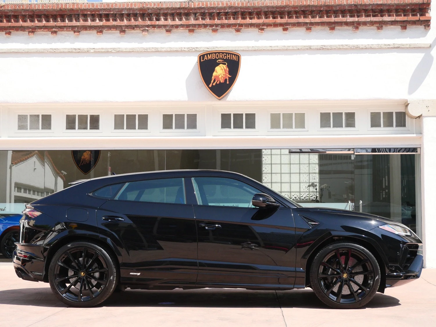 2024 Lamborghini Urus S for sale, exterior, Black