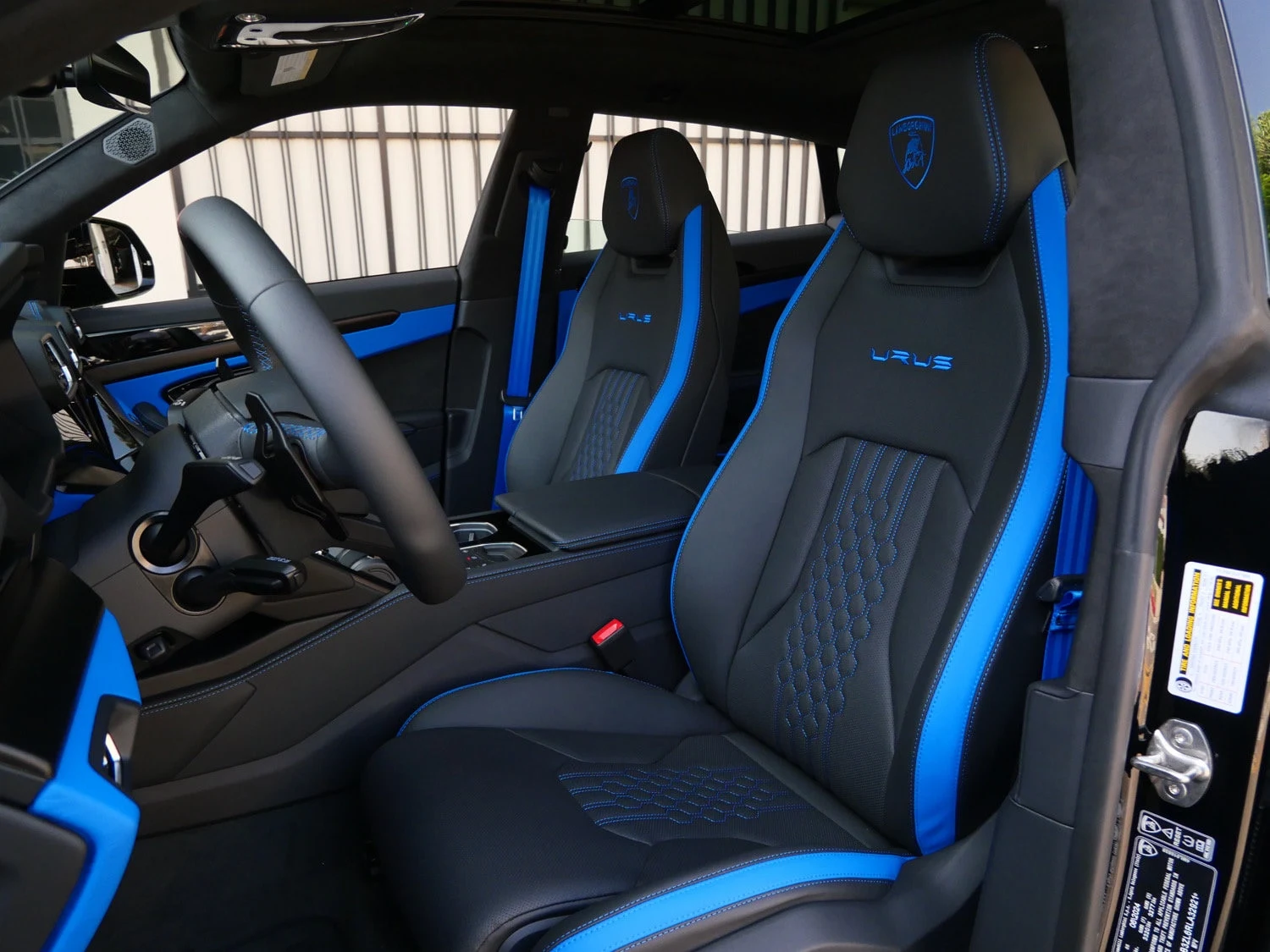 2024 Lamborghini Urus S interior, seats, Nero Ade/Blu Amon