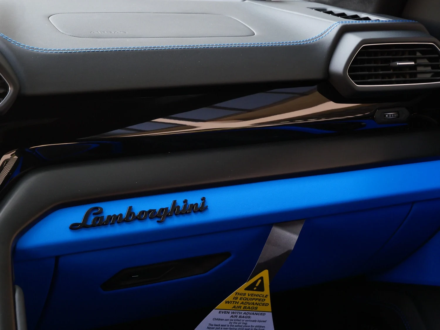 2024 Lamborghini Urus S for sale, photo 22 of 26