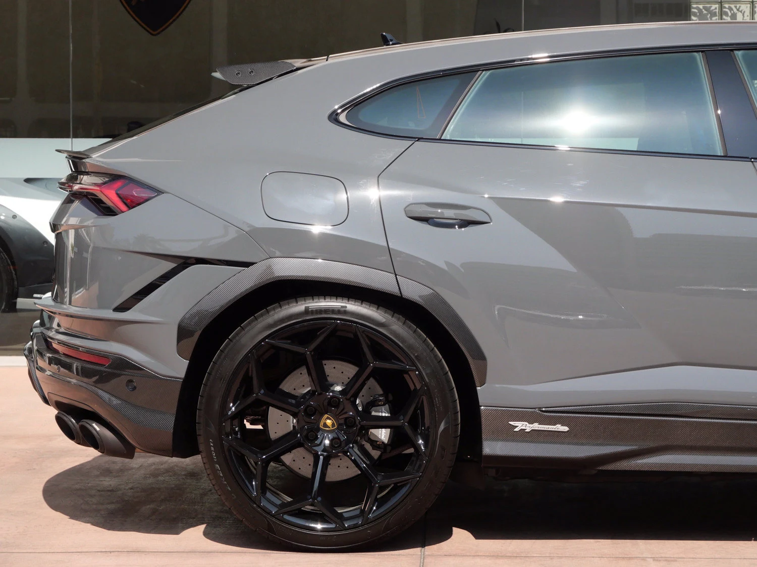 2024 Lamborghini Urus Performante for sale, exterior, Grey