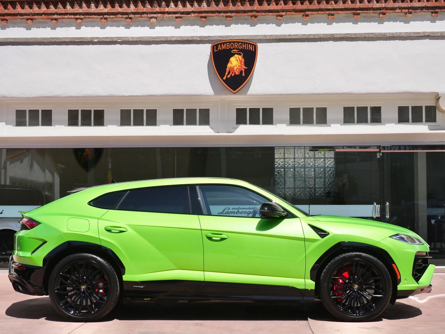 2026 Lamborghini Urus SE for sale, photo 2 of 30