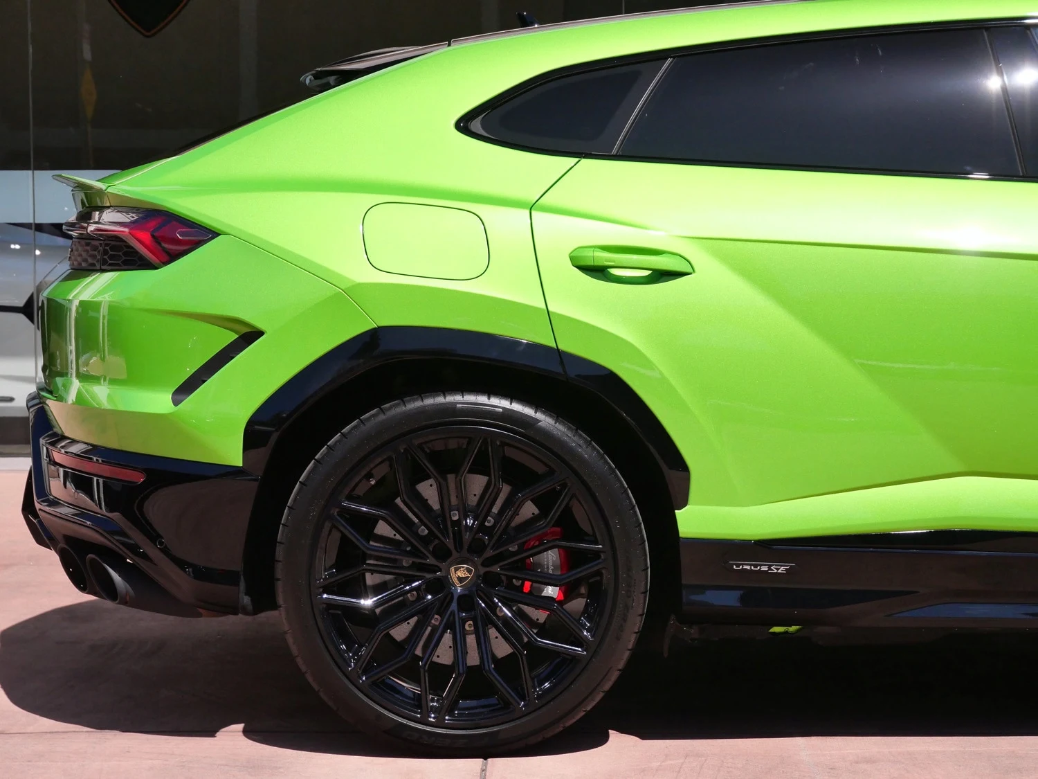 2026 Lamborghini Urus SE for sale, exterior, Green