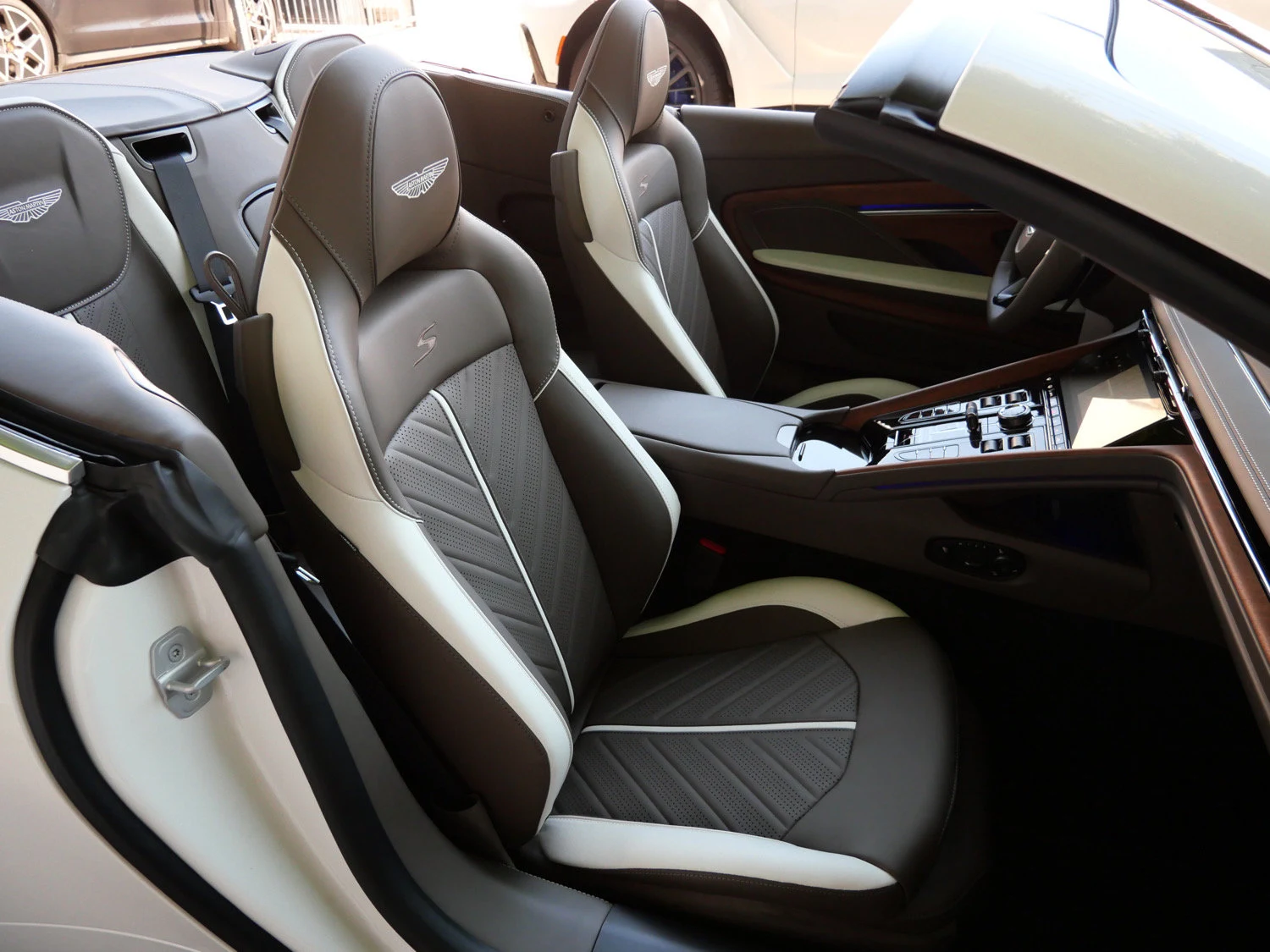 2026 Aston Martin DB12 S Volante interior, seats, Bison Brown - Semi Aniline