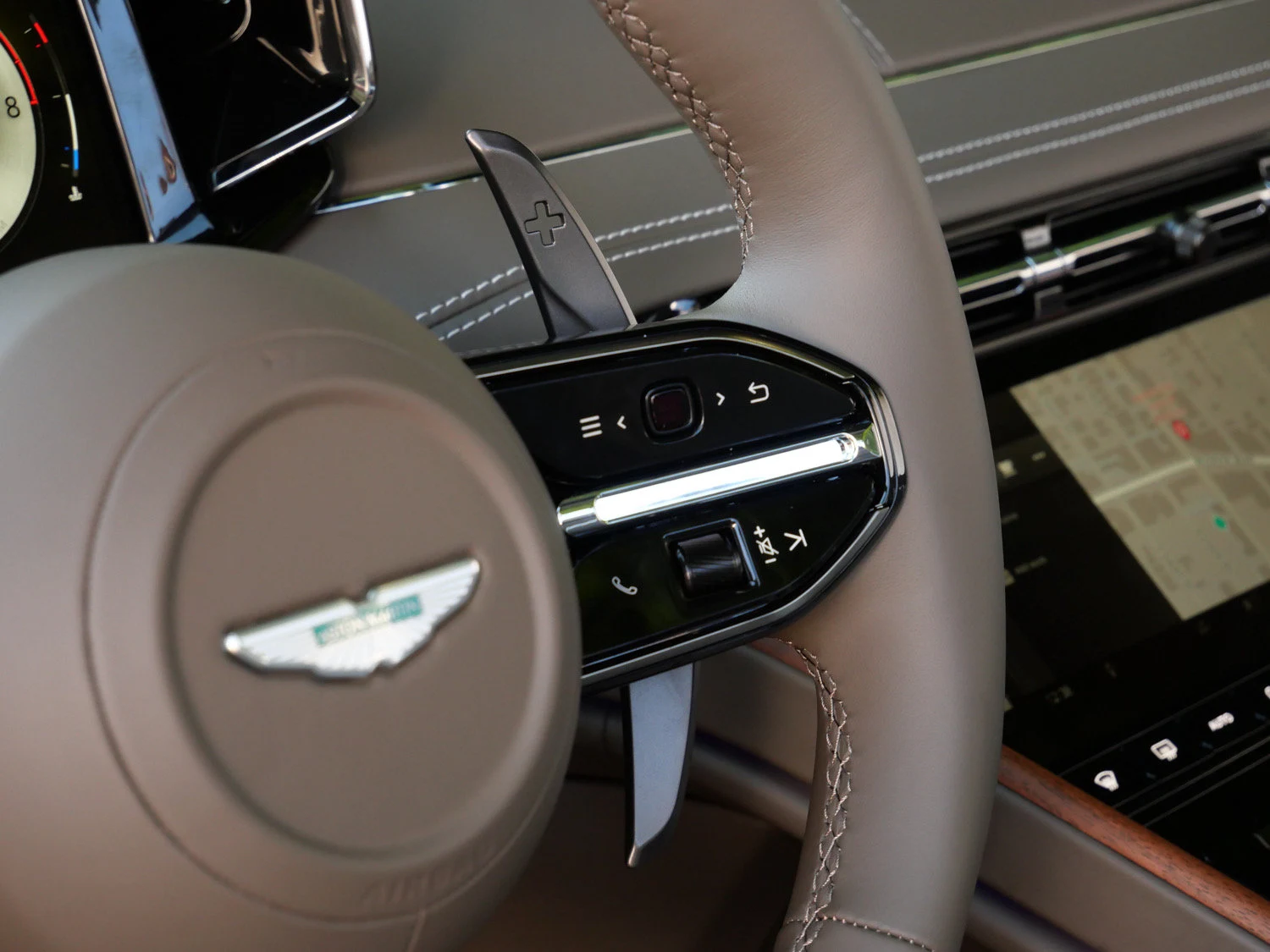 2026 Aston Martin DB12 S Volante interior, Bison Brown - Semi Aniline