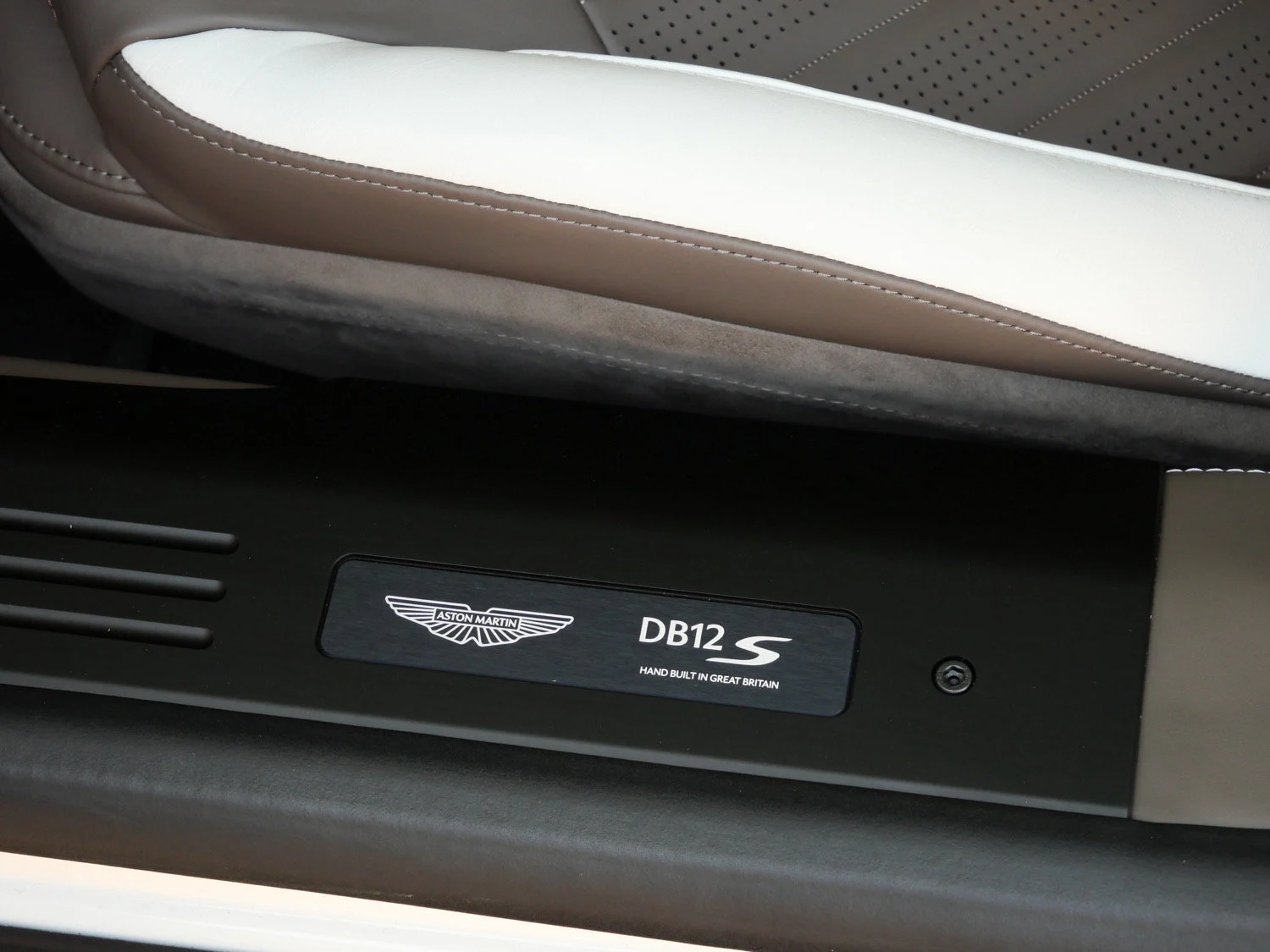 2026 Aston Martin DB12 S Volante for sale, photo 21 of 27