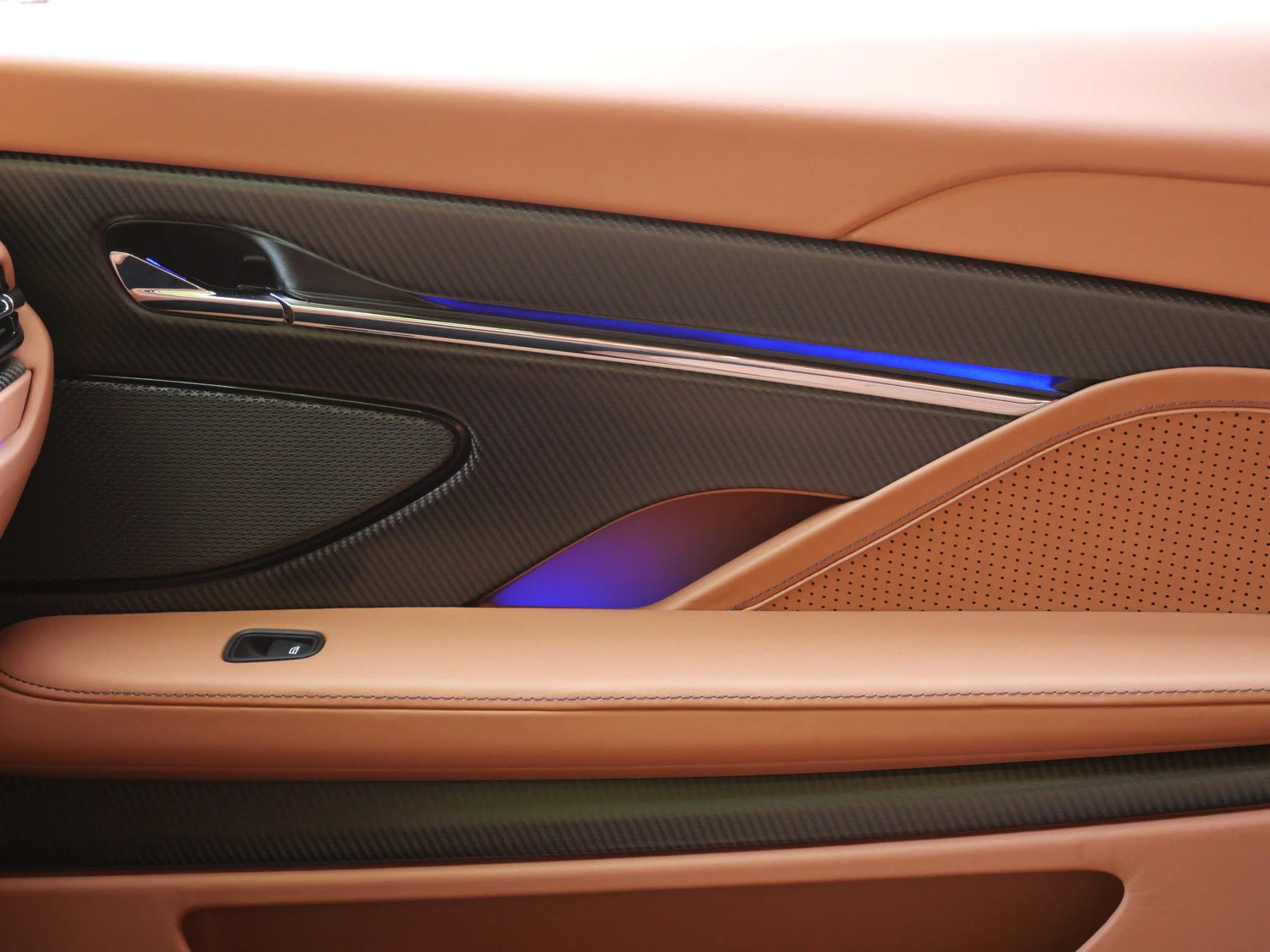 2026 Aston Martin DB12 S interior, door panel, Copper Tan Metallic - Semi Ani