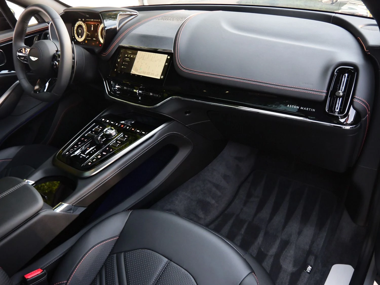 2026 Aston Martin DBX S interior, Onyx Black - Semi Aniline / On