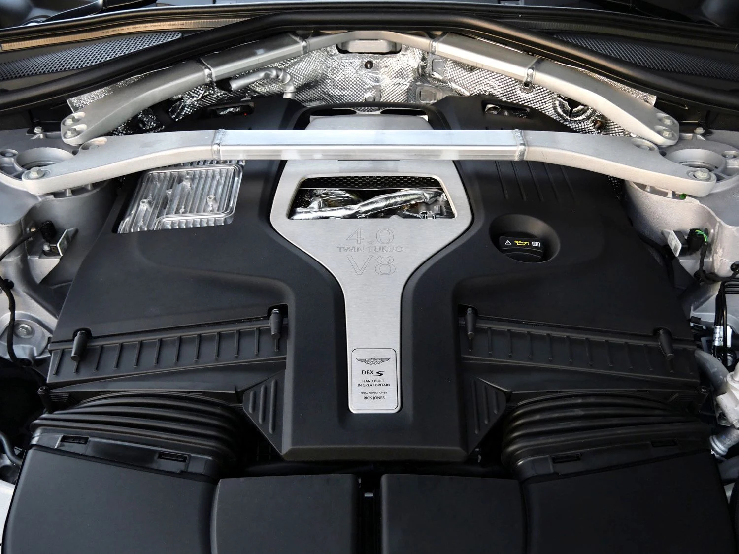 2026 Aston Martin DBX S engine