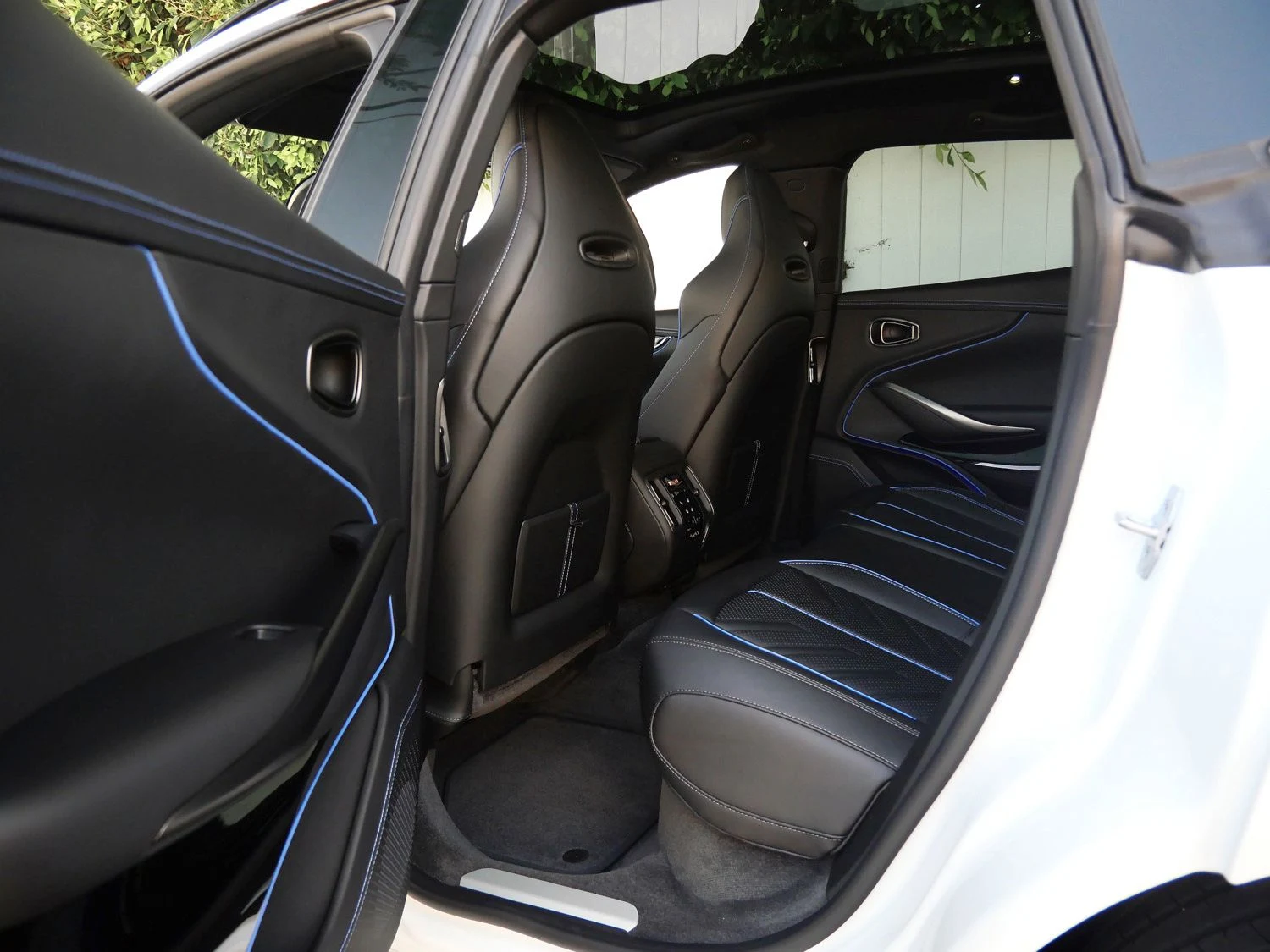 2026 Aston Martin DBX S interior, Onyx Black - Semi Aniline