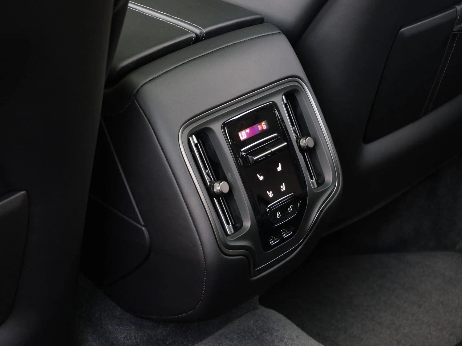 2026 Aston Martin DBX S interior, Onyx Black - Semi Aniline