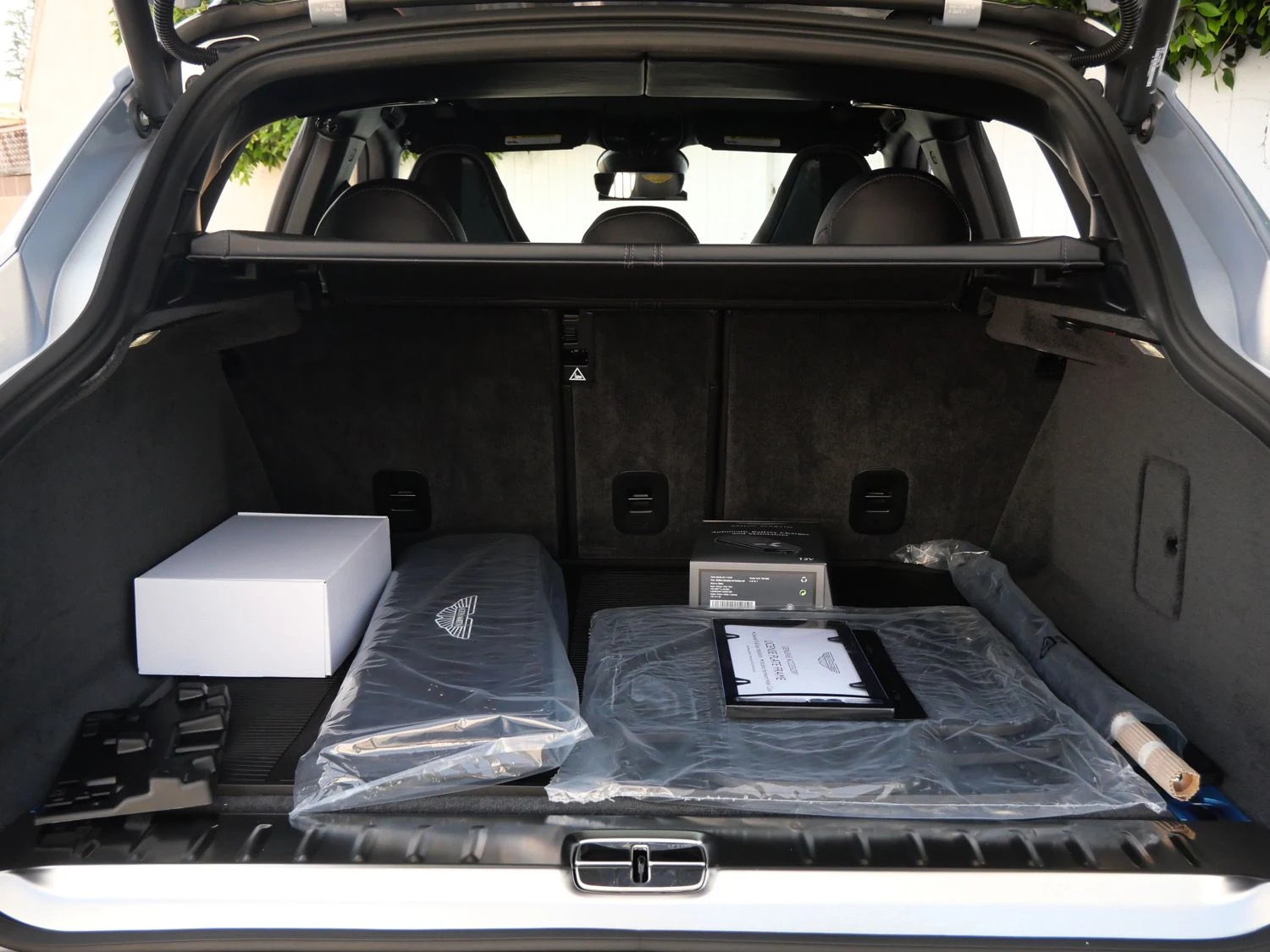 2026 Aston Martin DBX S trunk
