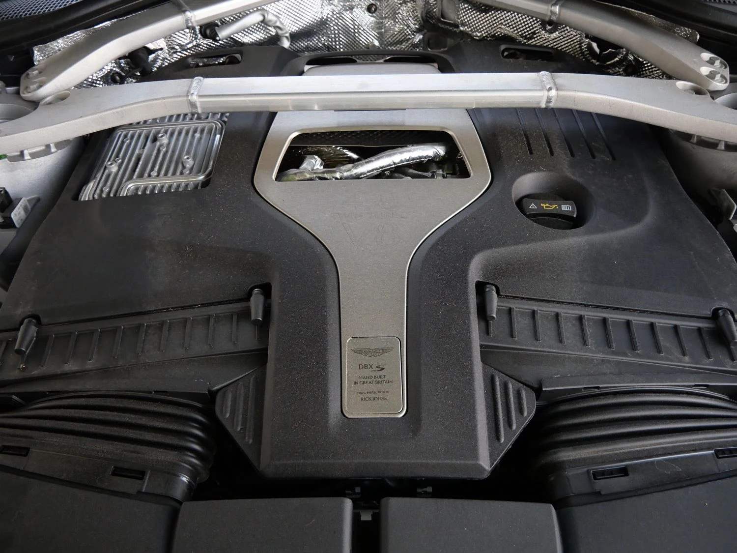 2026 Aston Martin DBX S engine