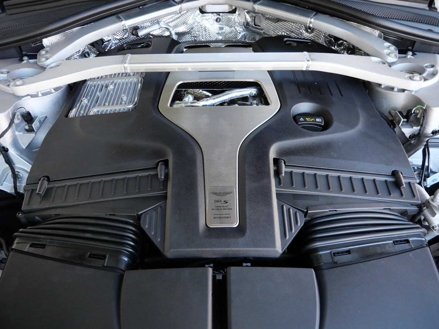 2026 Aston Martin DBX S engine