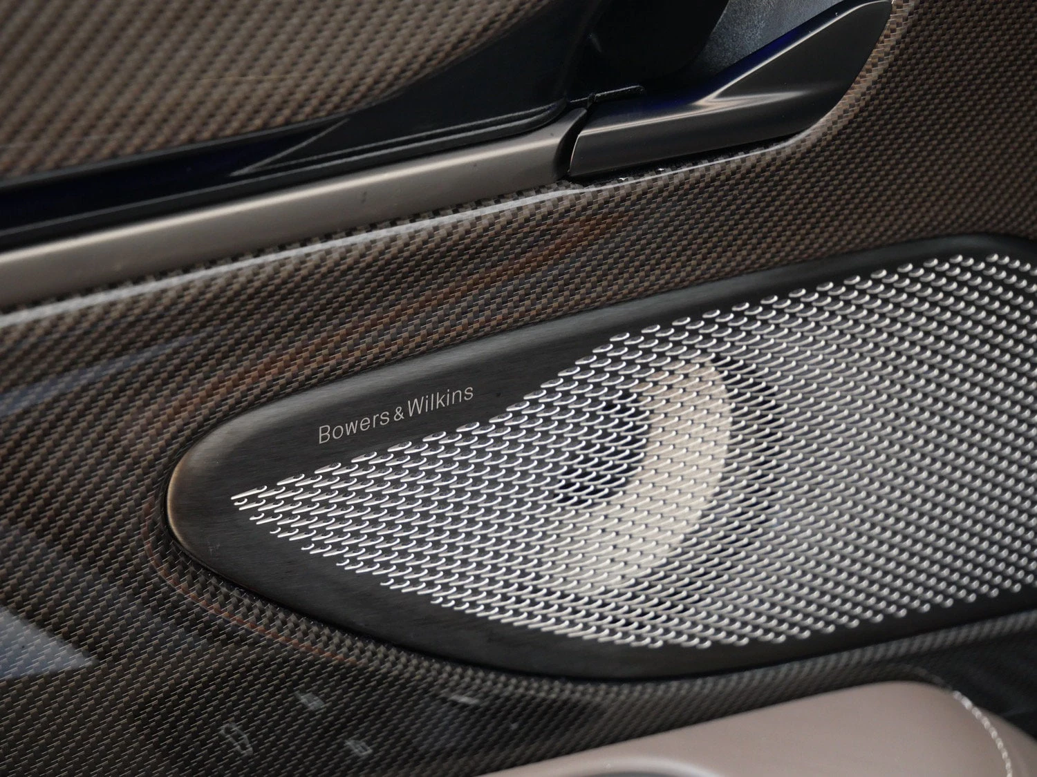 2026 Aston Martin Vanquish Volante, detail
