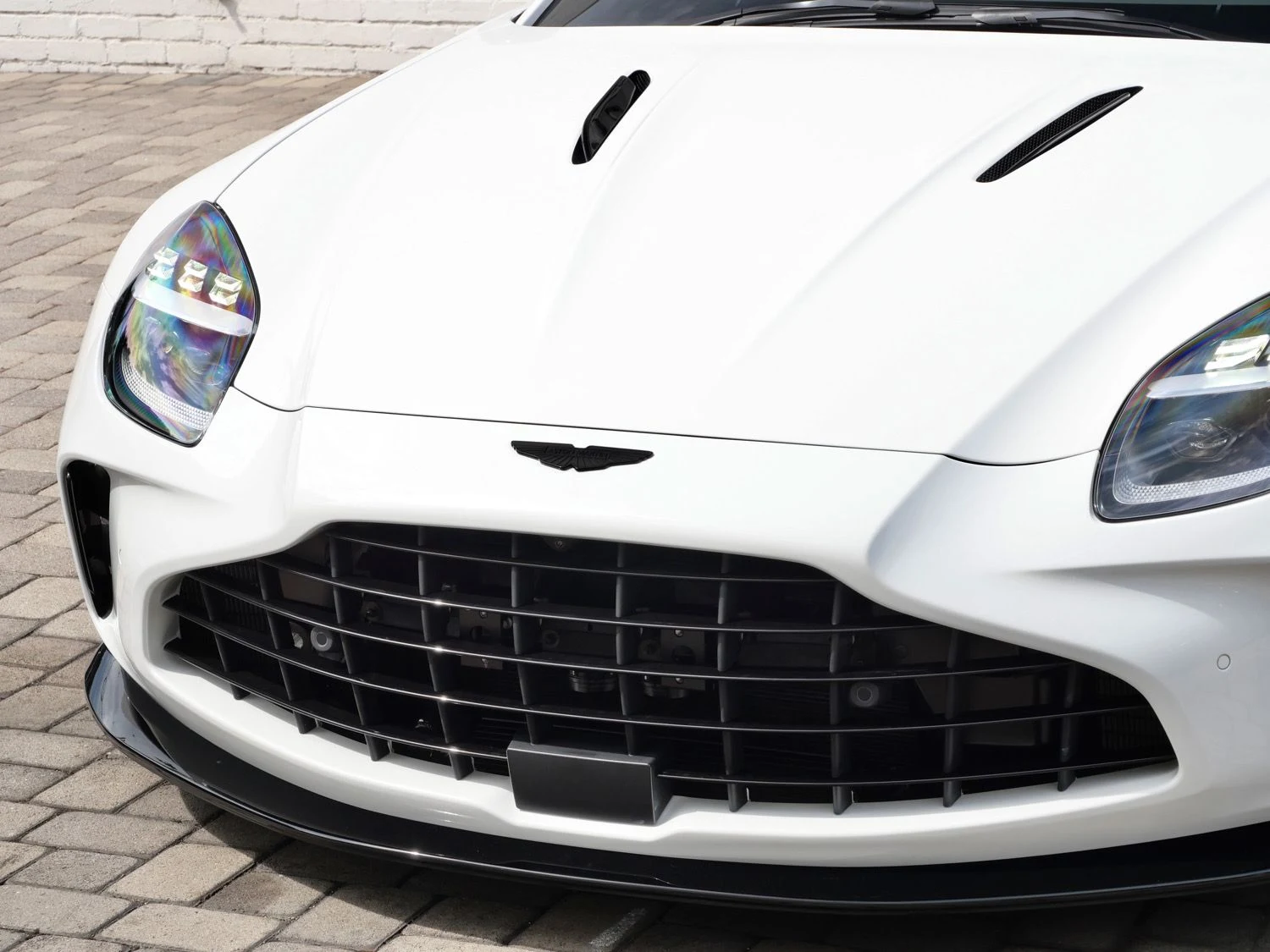 2026 Aston Martin Vantage S for sale, exterior, White