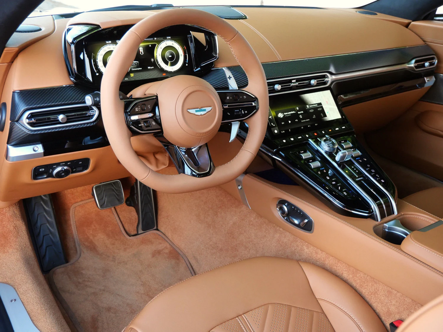2026 Aston Martin Vantage S interior, dashboard, Oxford Tan - Semi Aniline / Ox