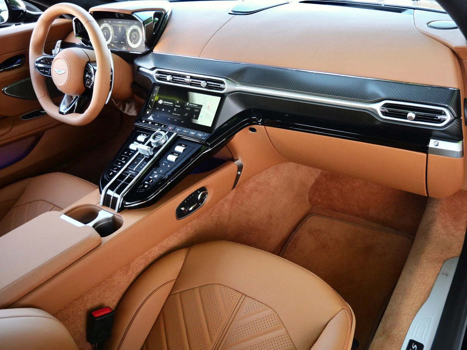 2026 Aston Martin Vantage S interior, Oxford Tan - Semi Aniline / Ox