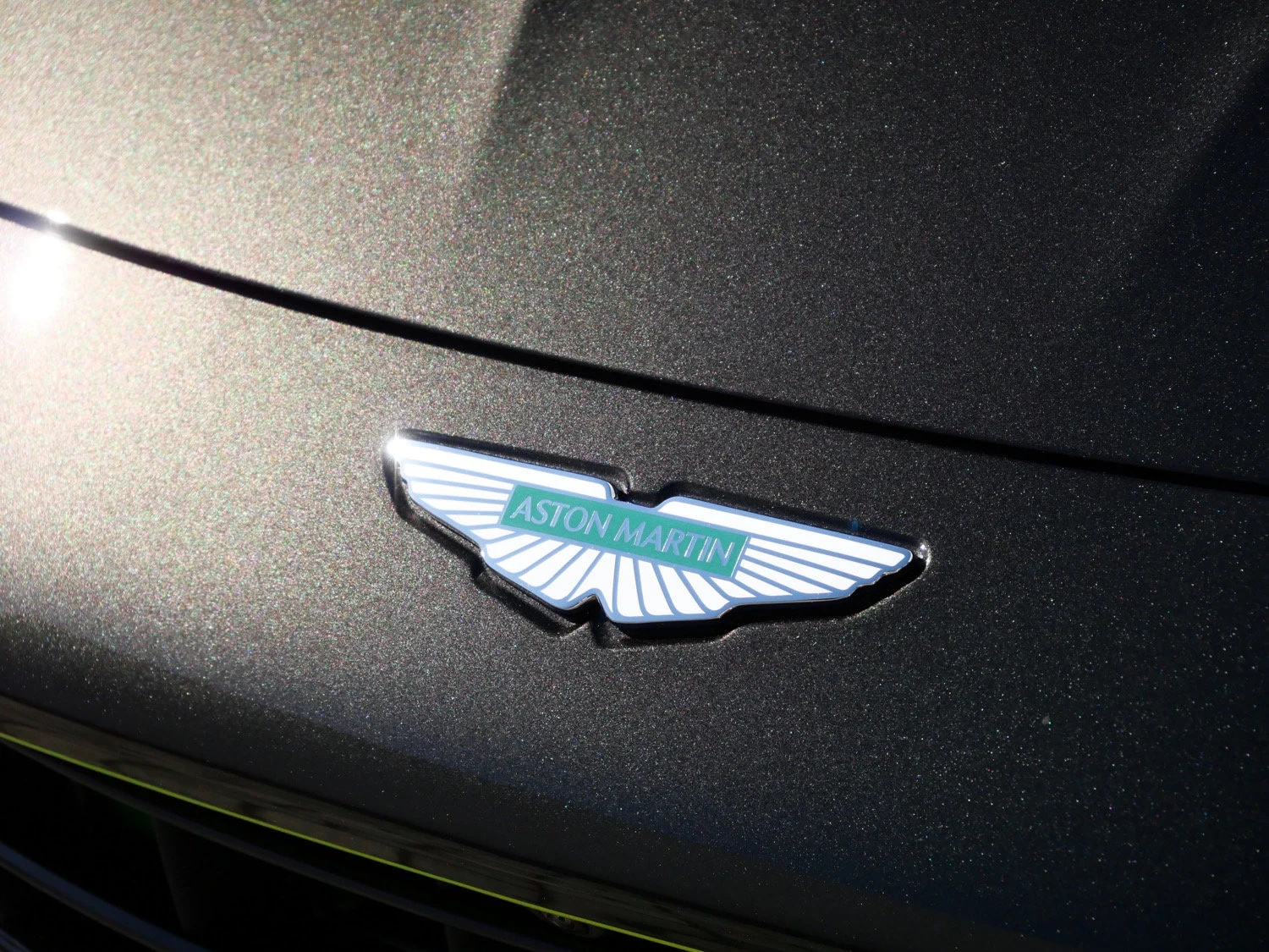 2026 Aston Martin Vantage S, detail